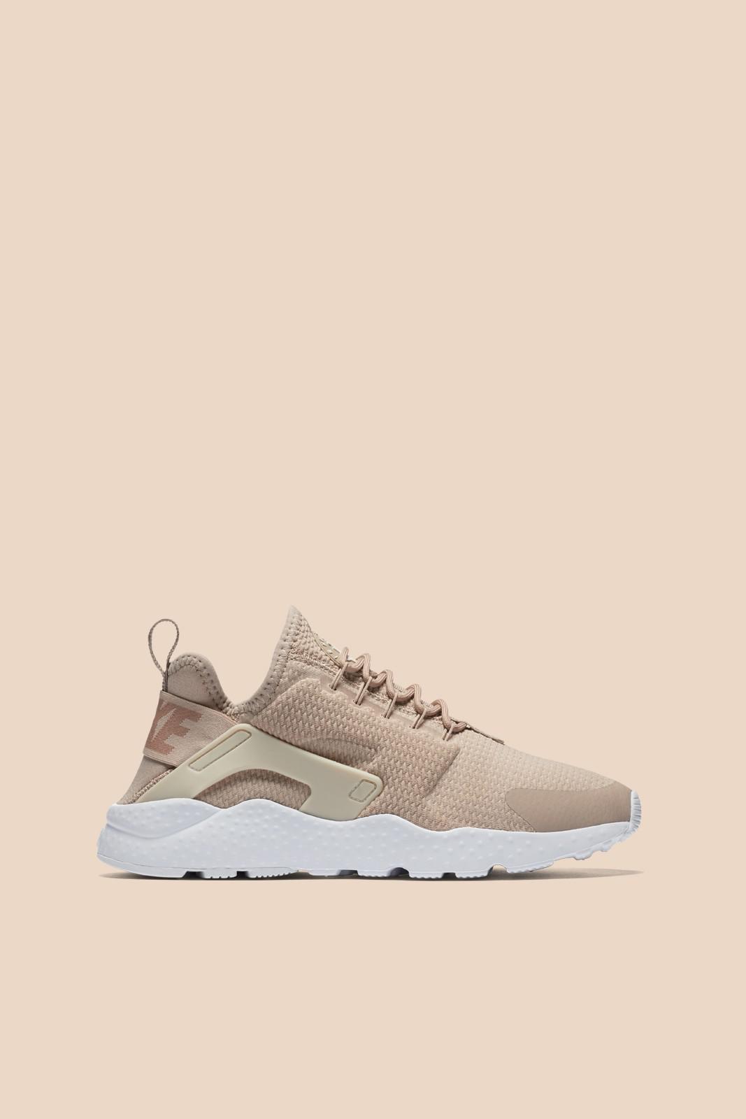 nike air huarache run ultra desert sand