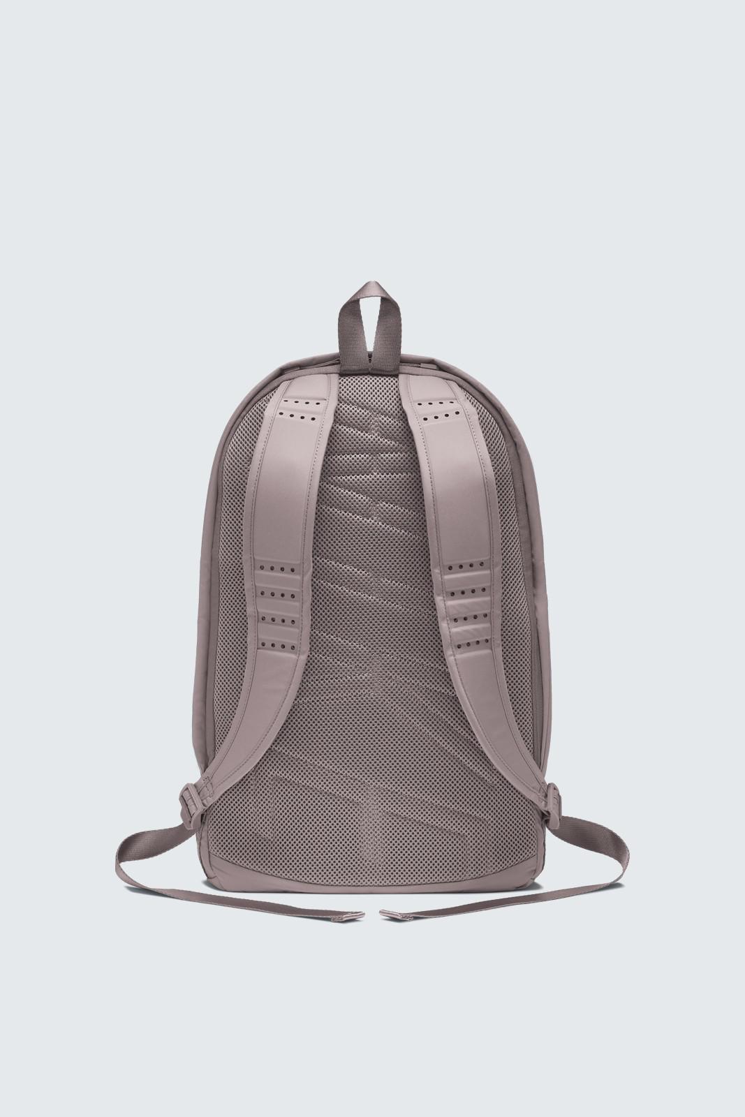 nike legend training backpack