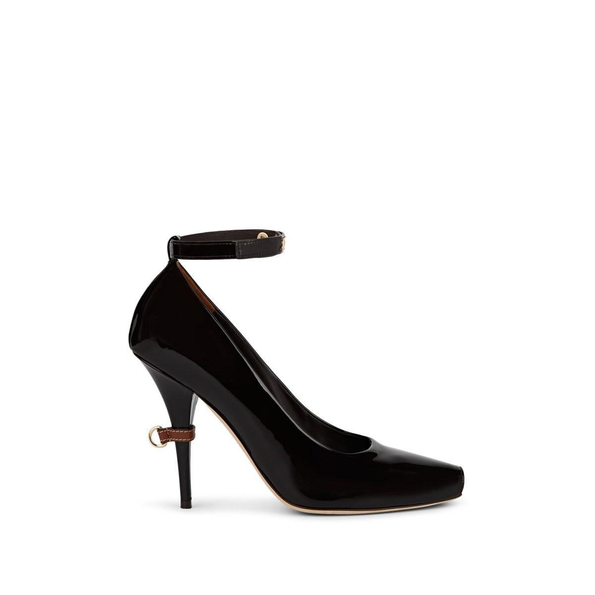 Burberry Aboxx Patent Leather Pumps in Black - Lyst