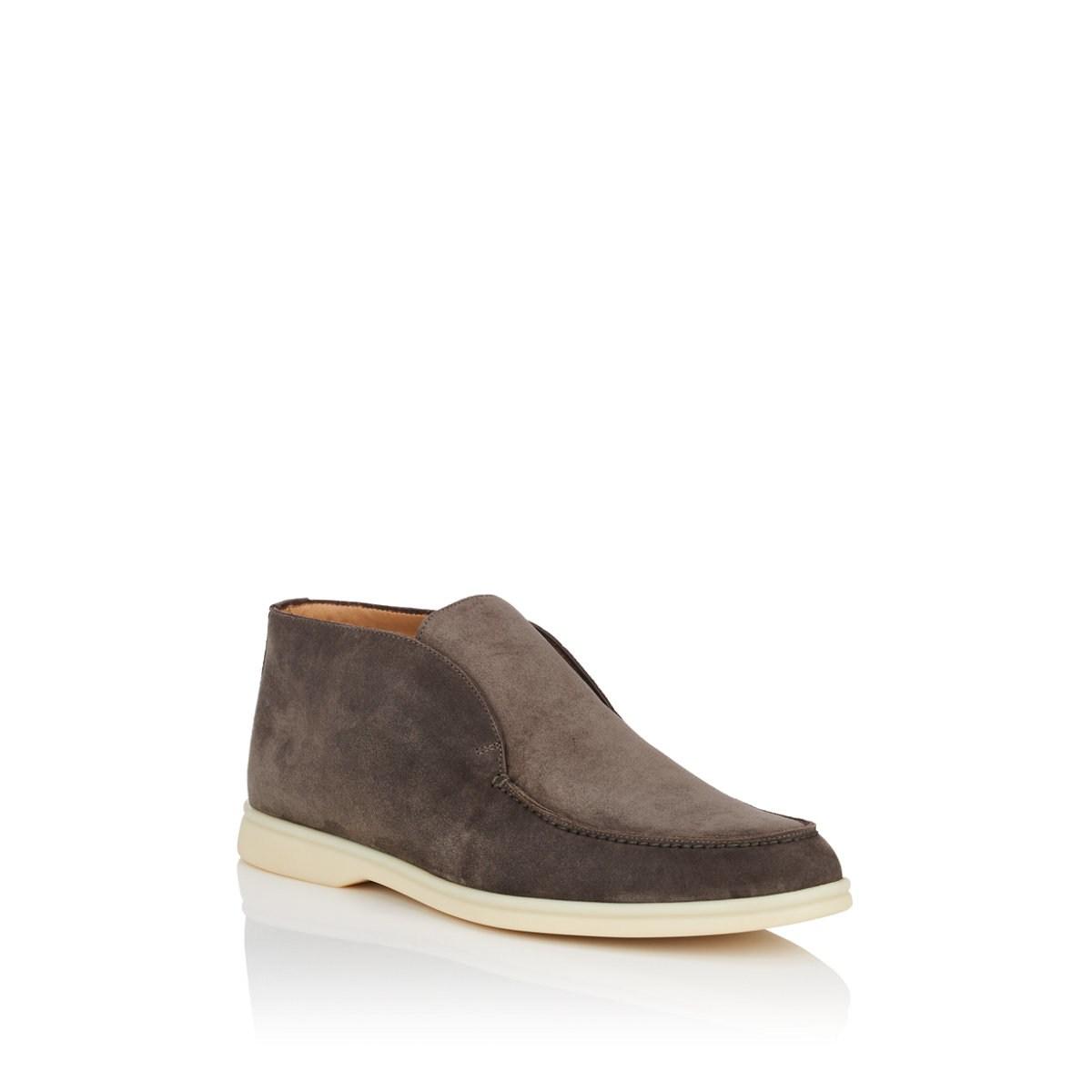 laceless chukka boots