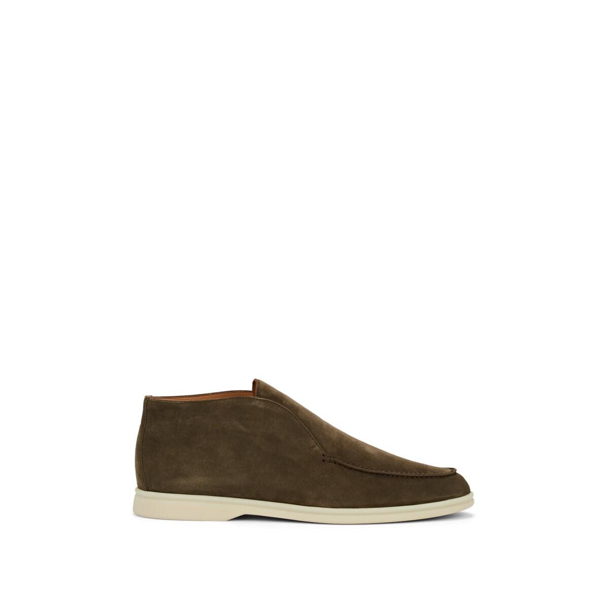 laceless chukka boots