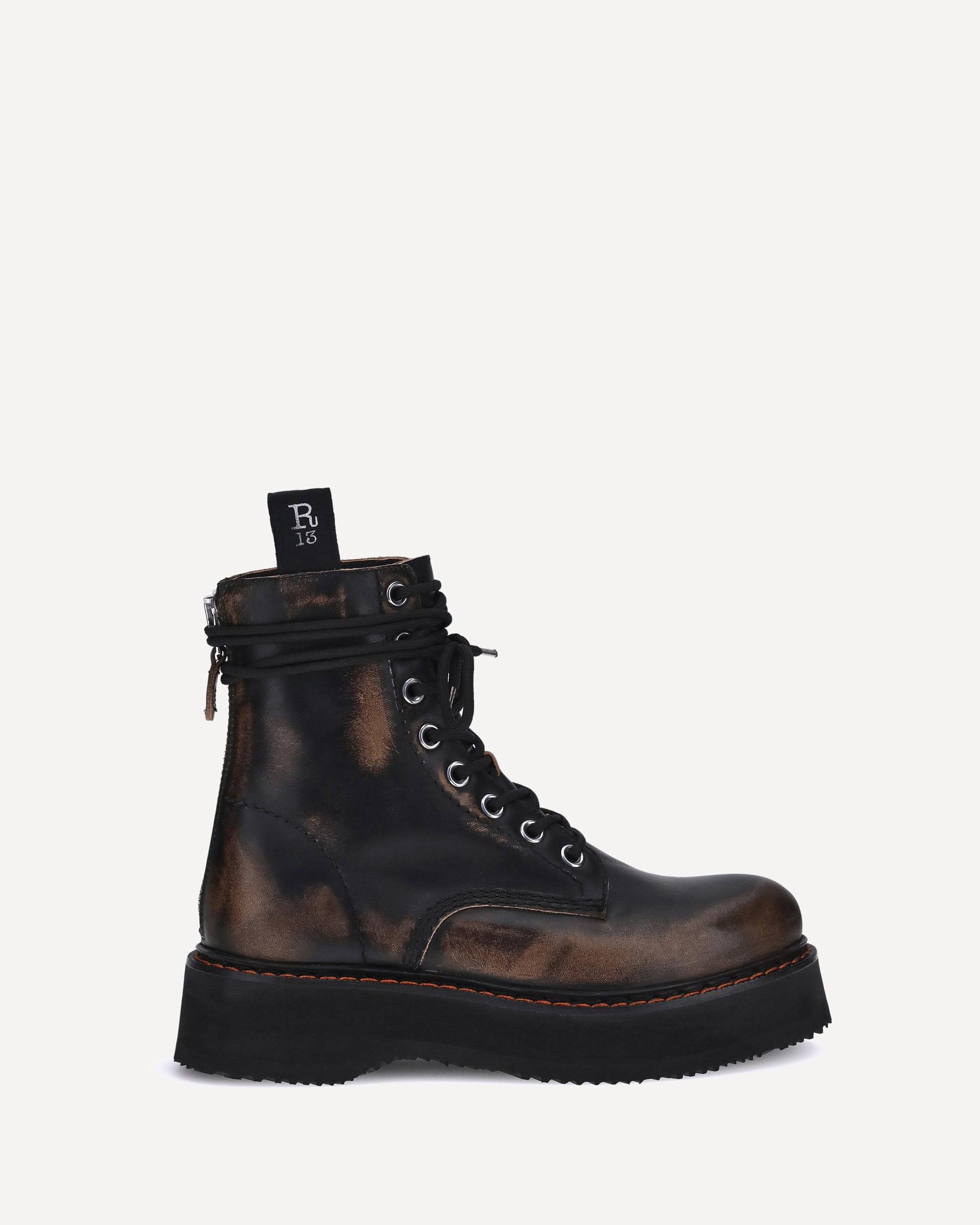 【関税込み】R13 ベージュ＆ブラウン Double Stack ブーツ R13 Double Stacked Lace Up Boots | Shopbop
