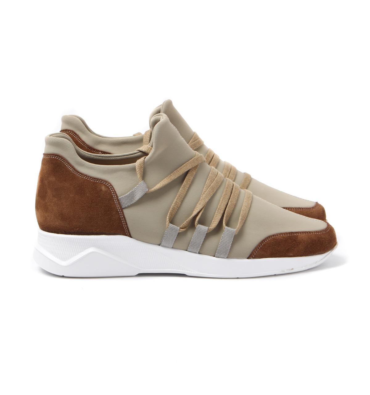 beige mallet trainers