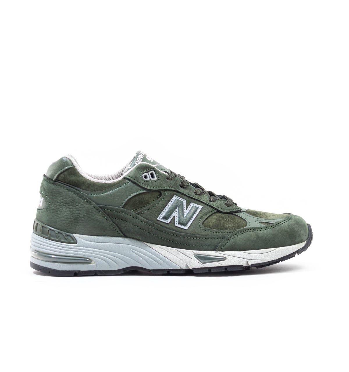New Balance 991 Made In England Dark Green & Grey Suede Trainers ...