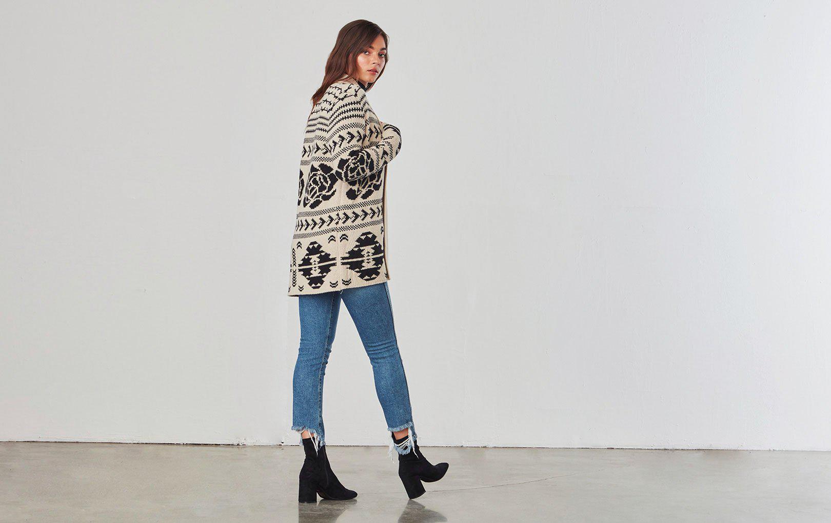 Clothing BB Dakota Womens Schaffer Patterned Cardigan Sweaters