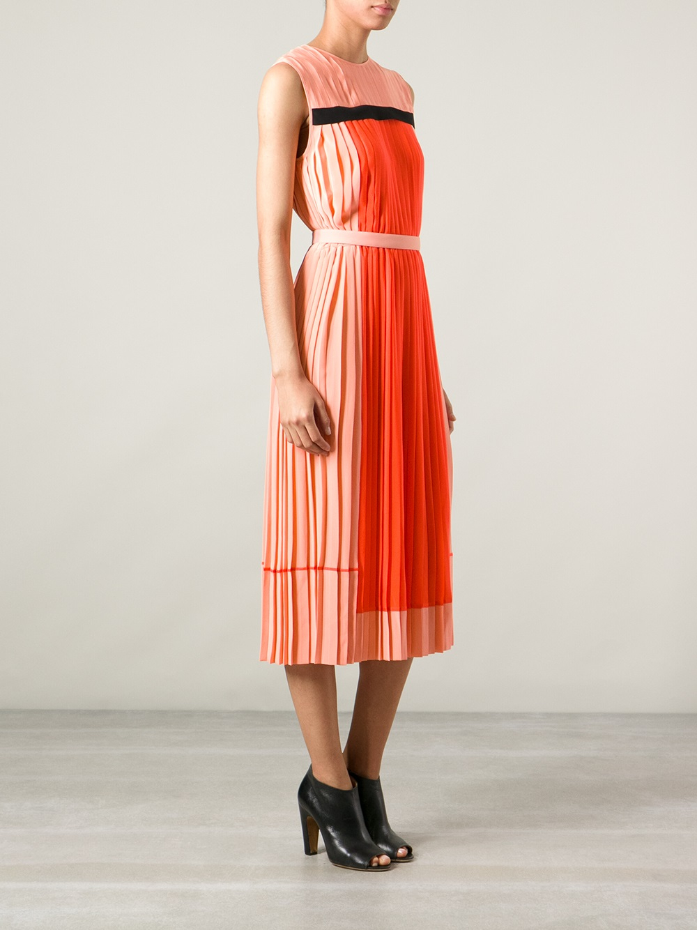 Victoria, Victoria Beckham Pleated 
