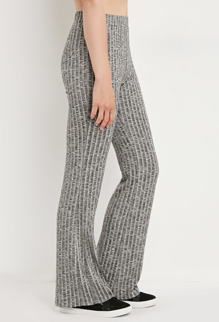 Ribbed Knit Flared Pants in Grey 