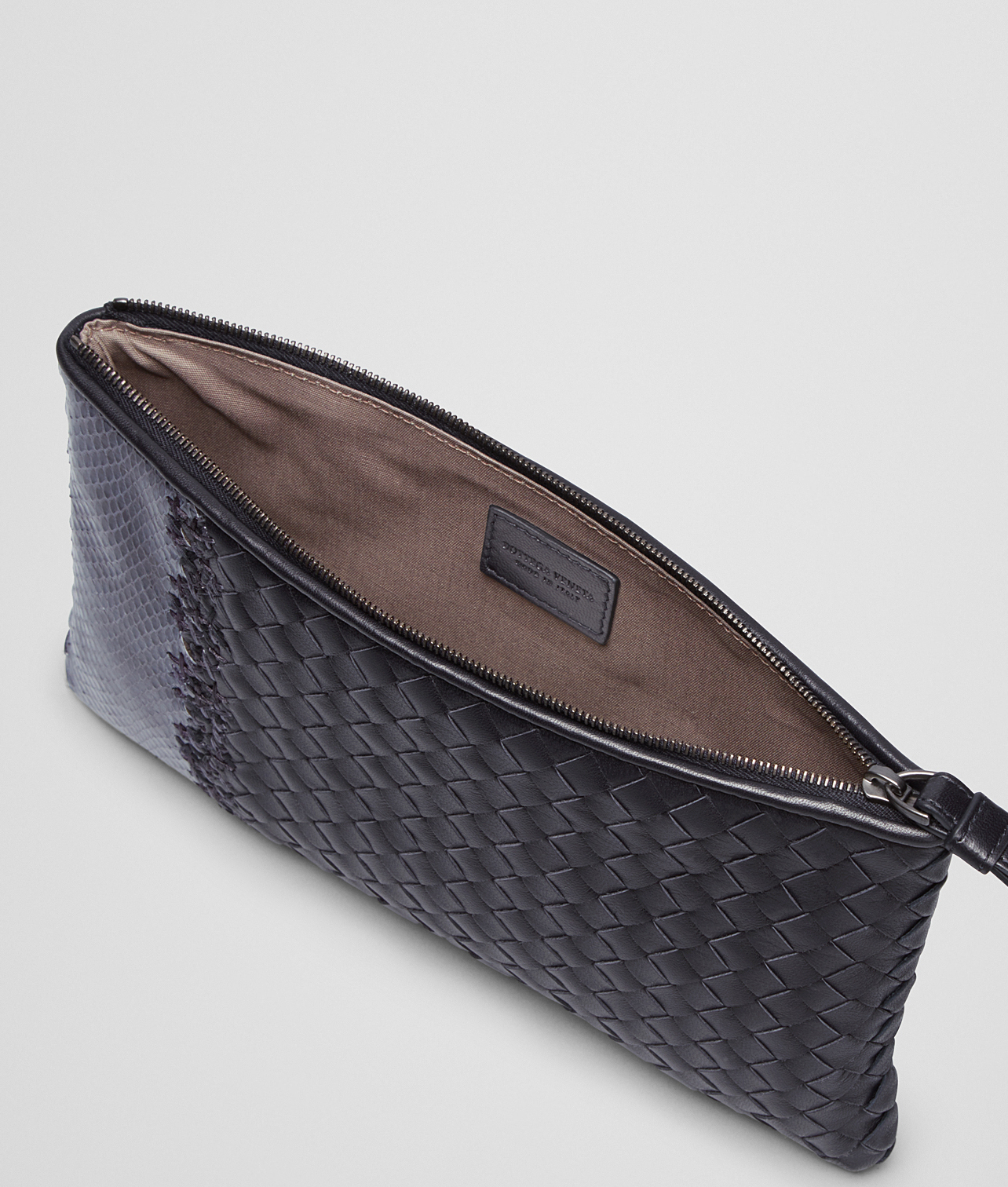 bottega veneta mens pouch