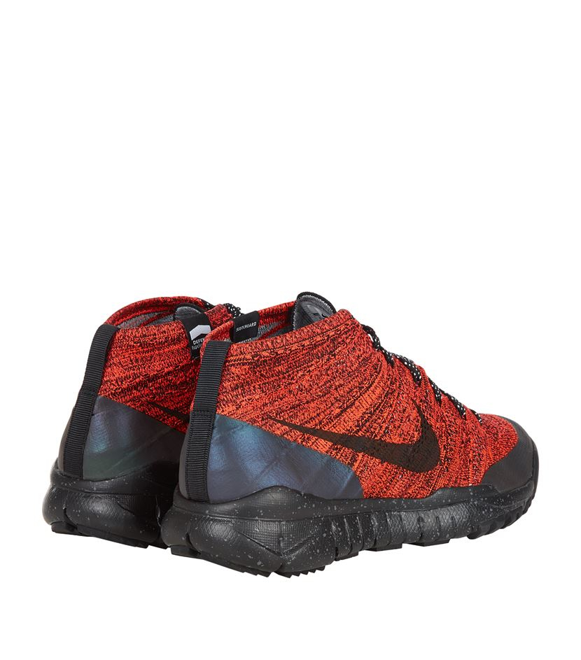 nike flyknit chukka sneakerboot