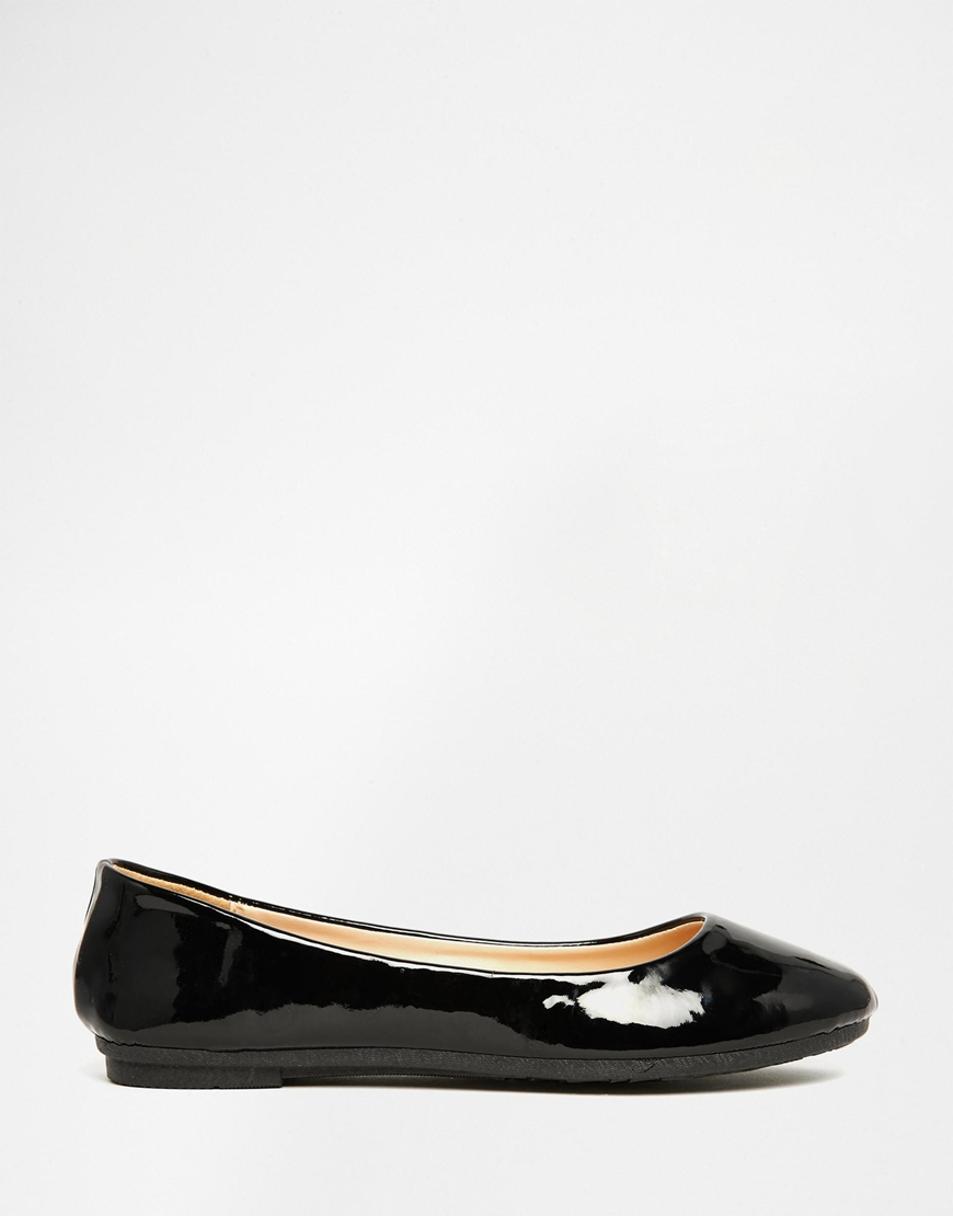 black flat ballet shoes lyst black patent ballet flat shoes in black black flat ballet shoes lyst black patent ballet flat shoes in black