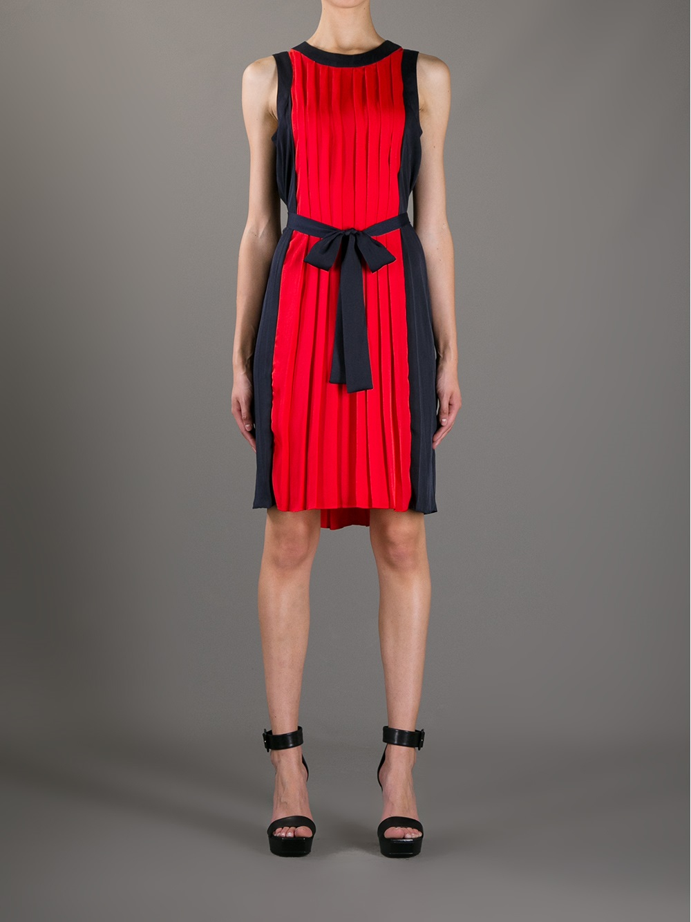 MICHAEL Michael Kors Sleeveless Pleated Dress in Red - Lyst