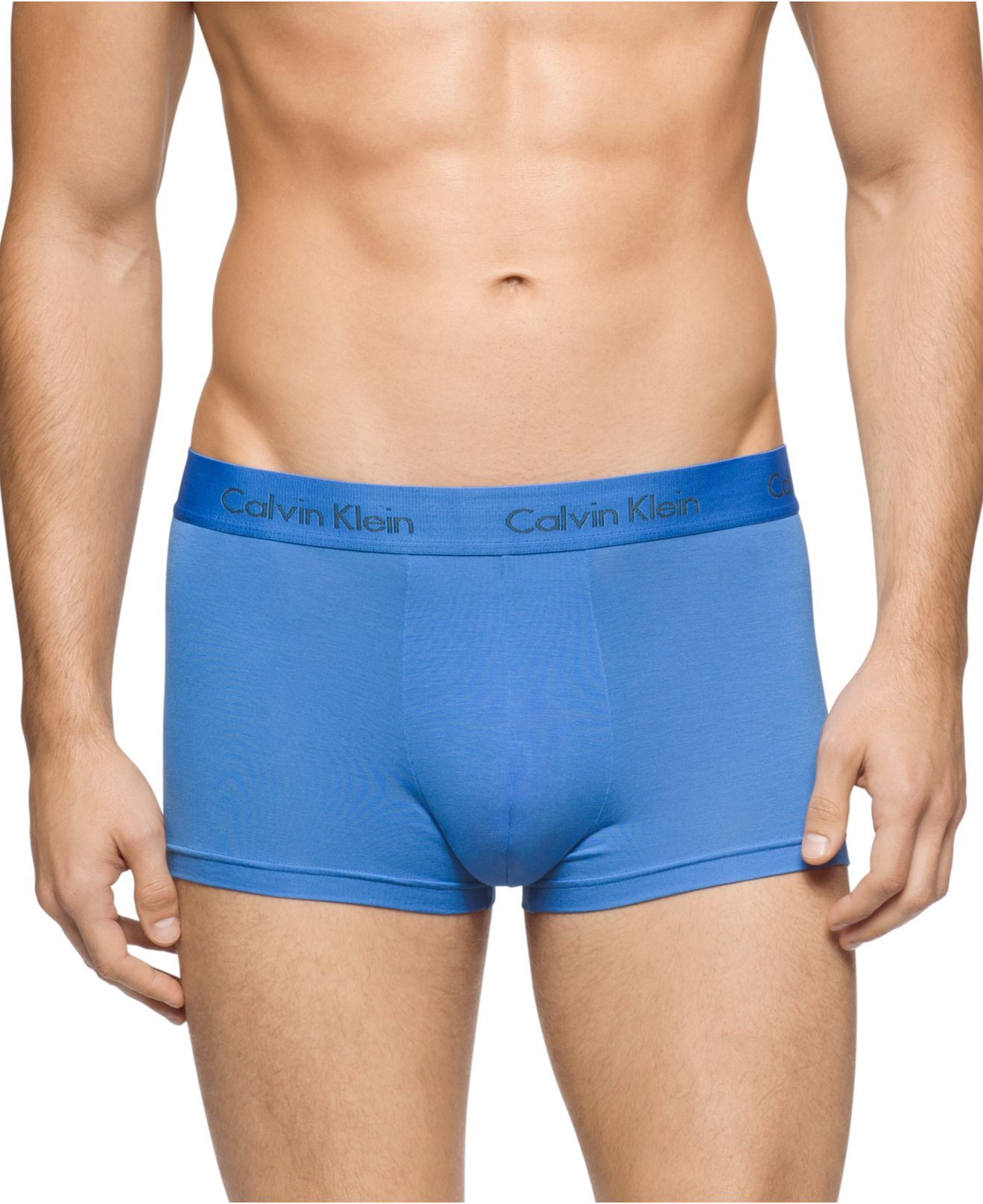 Calvin Klein Men's Underwear, Micro Modal Basic Trunk U5554 in Blue for Men