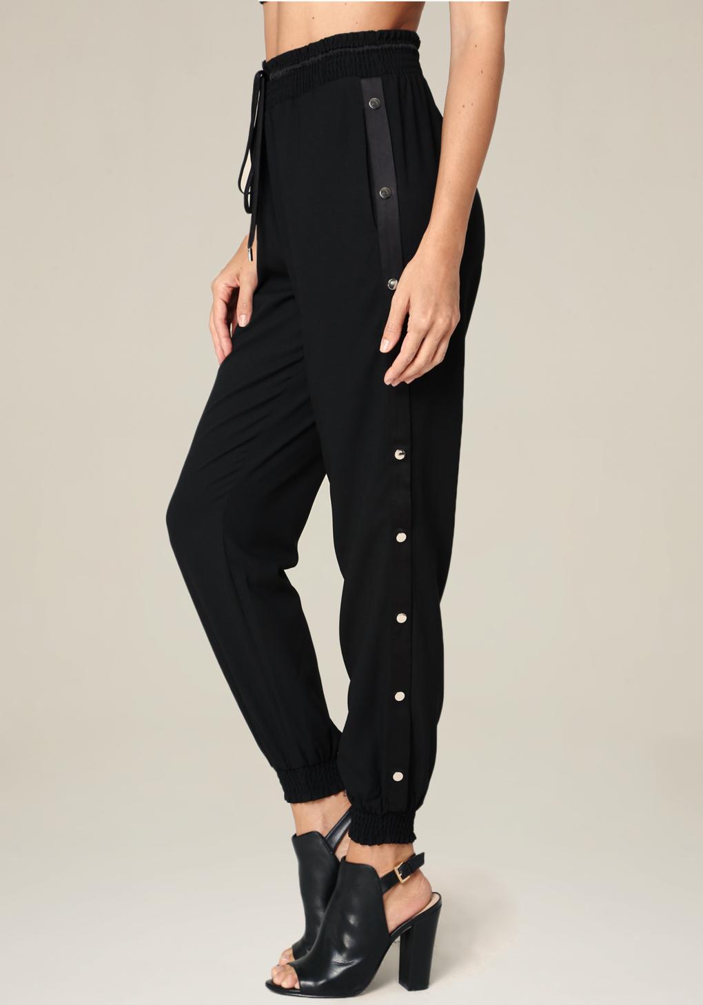 Bebe Synthetic Snap Jogger Pants in Black - Lyst