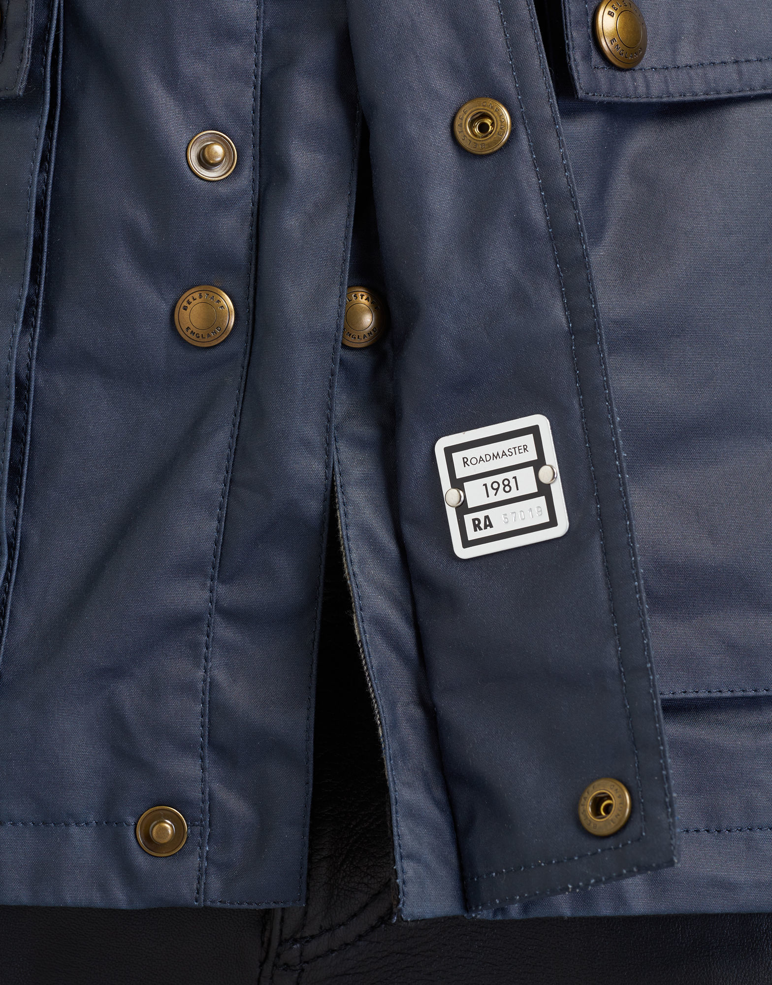 belstaff roadmaster blue