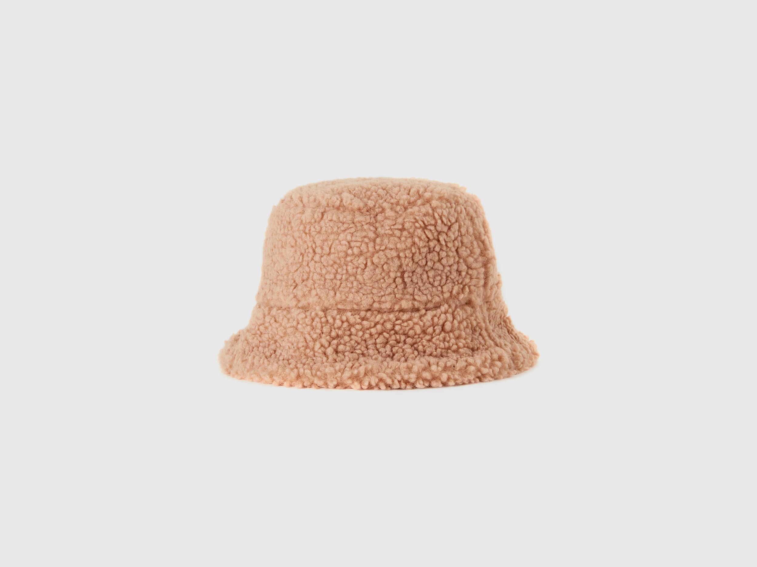 Benetton bucket cheap hat
