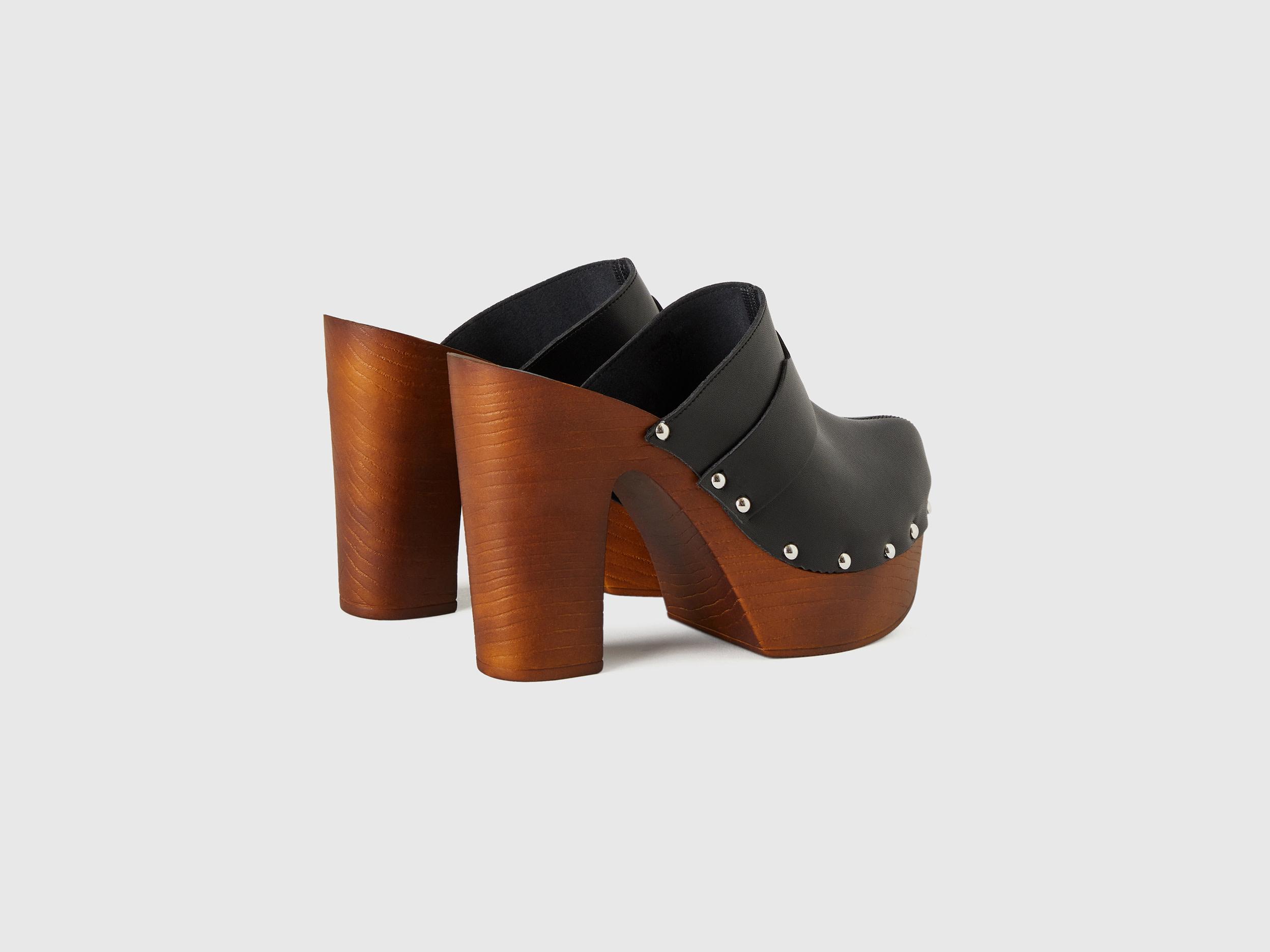 Black heeled clogs hotsell
