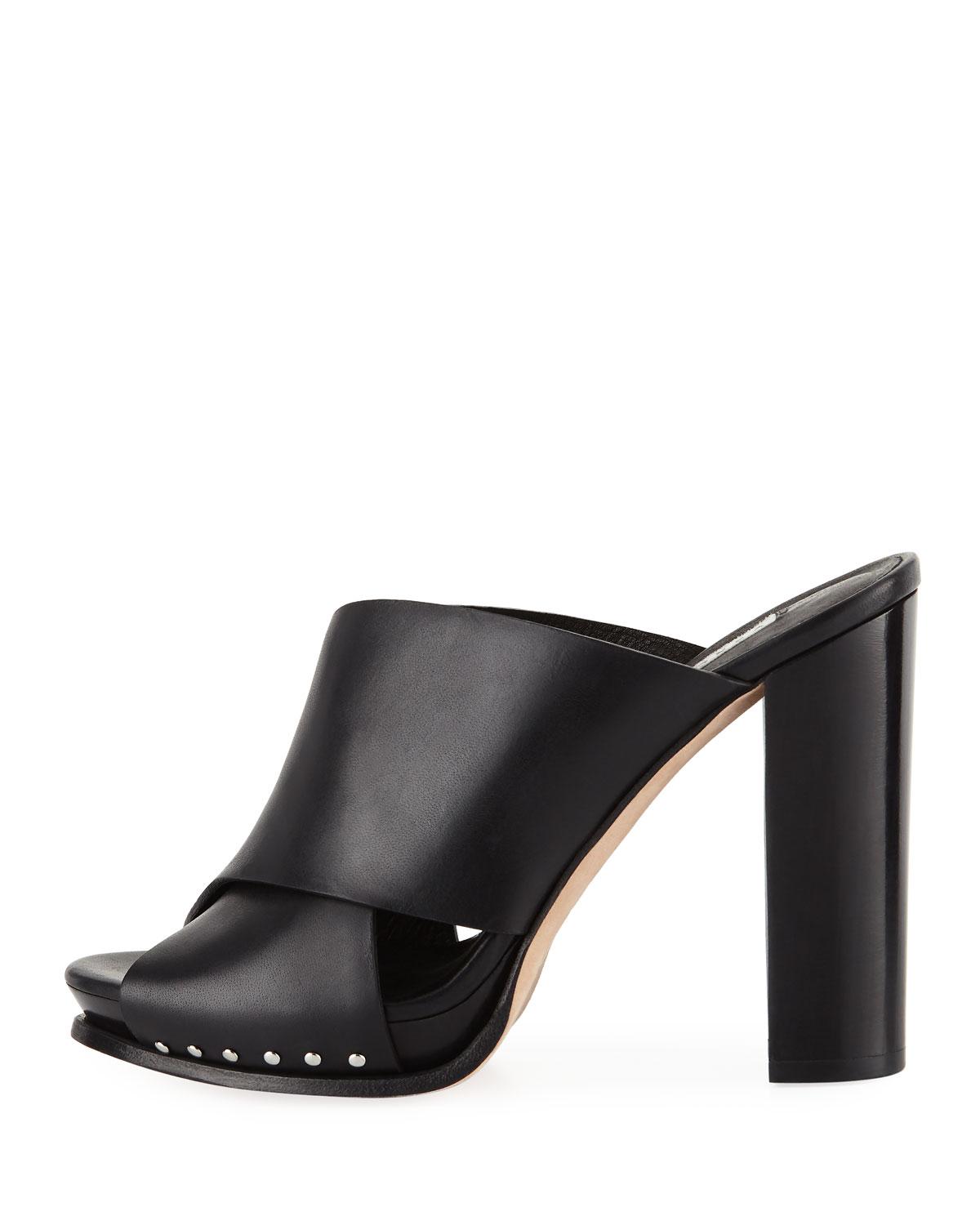 Black Shoes With Wooden Heel Black Shoes With Wooden Heel