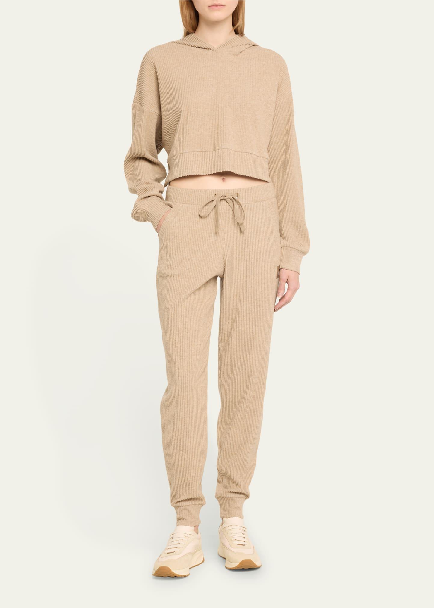 Alo Yoga Muse Sweatpants in Natural