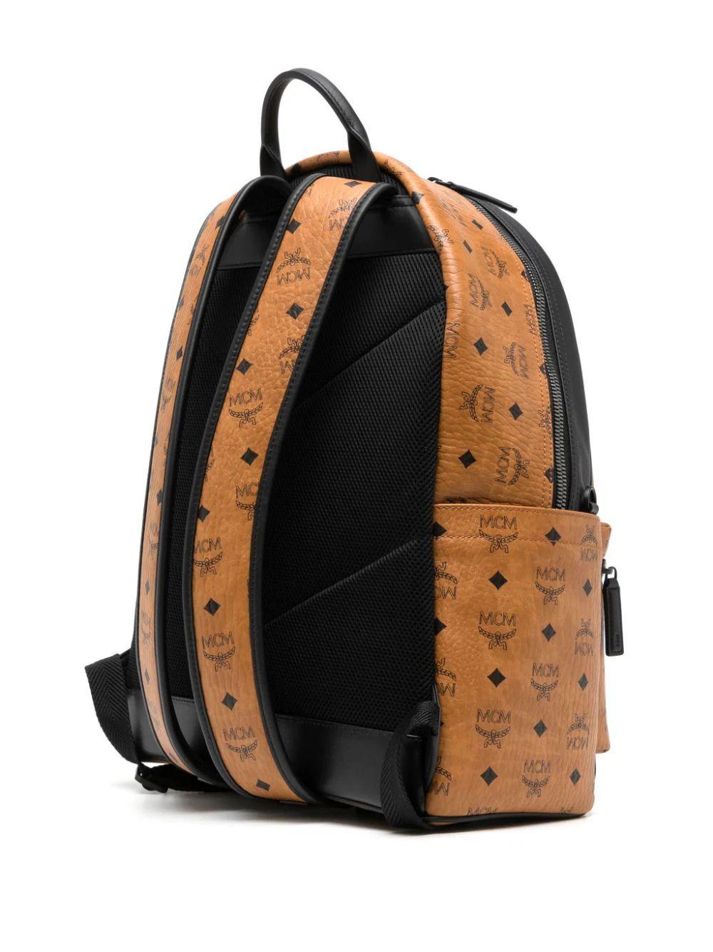 バッグ MCM Dietrich Laurel backpack in visetos 579284944.jpg?1550670713