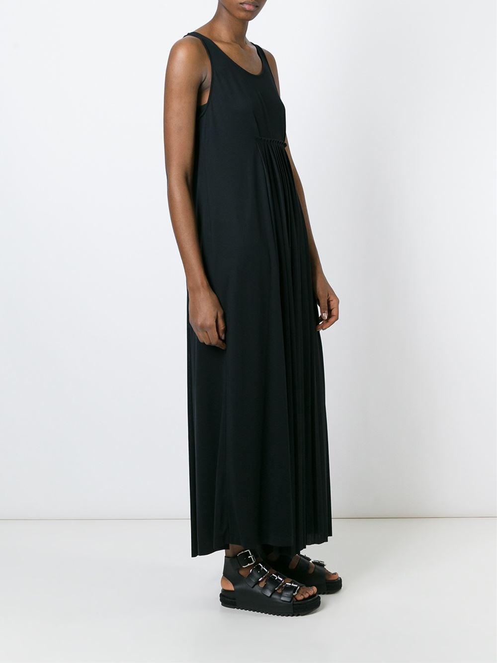 Mm6 by maison martin margiela Pleated Maxi Dress in Black | Lyst