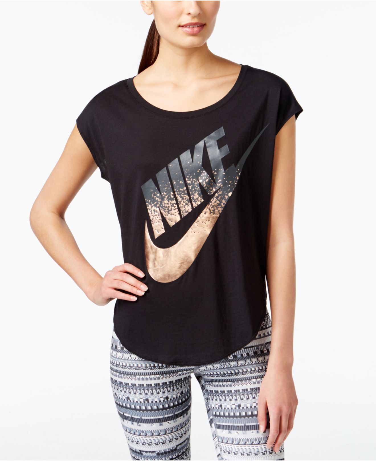 Nike Metallic Logo T-shirt in Black | Lyst