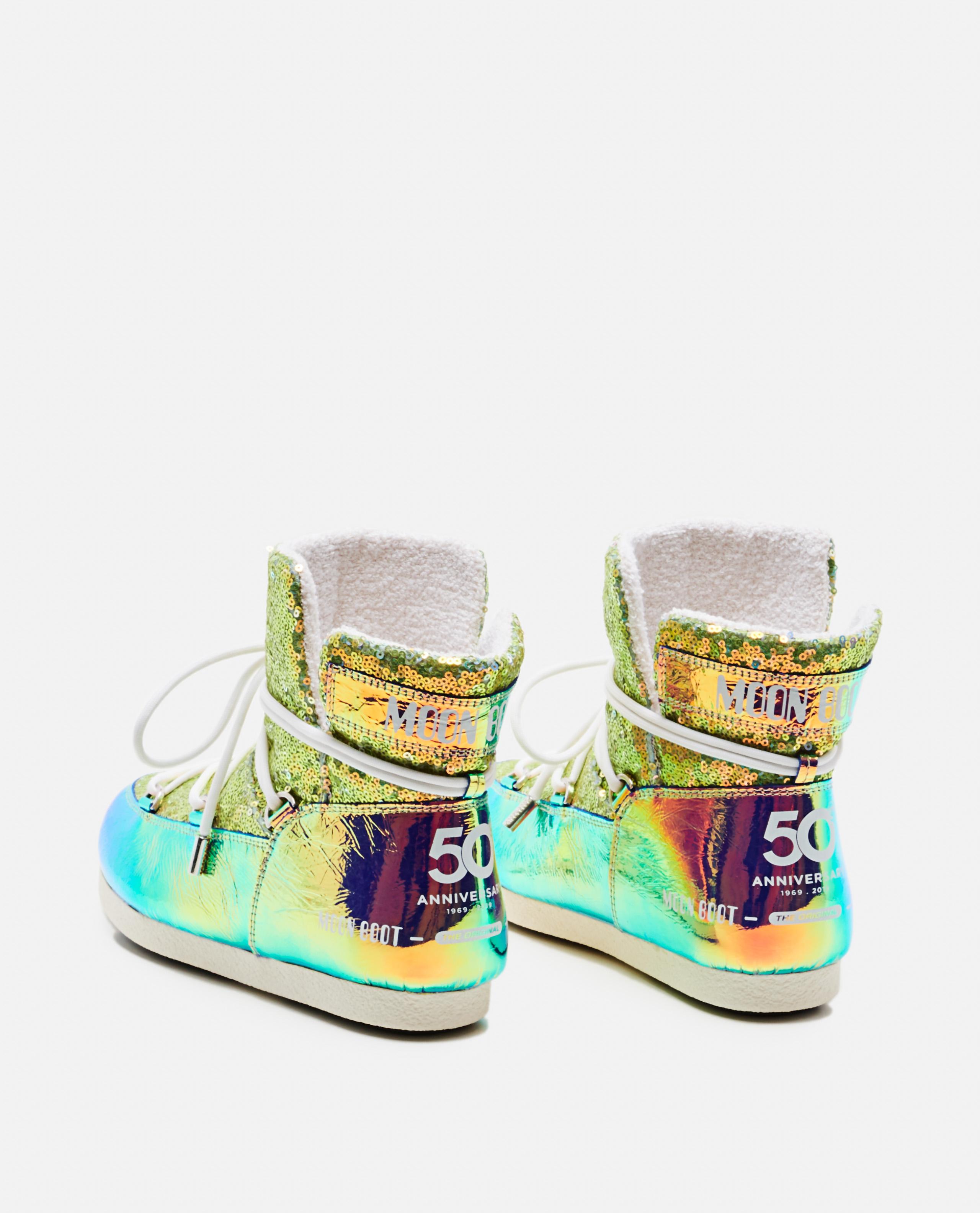 moon boots gold