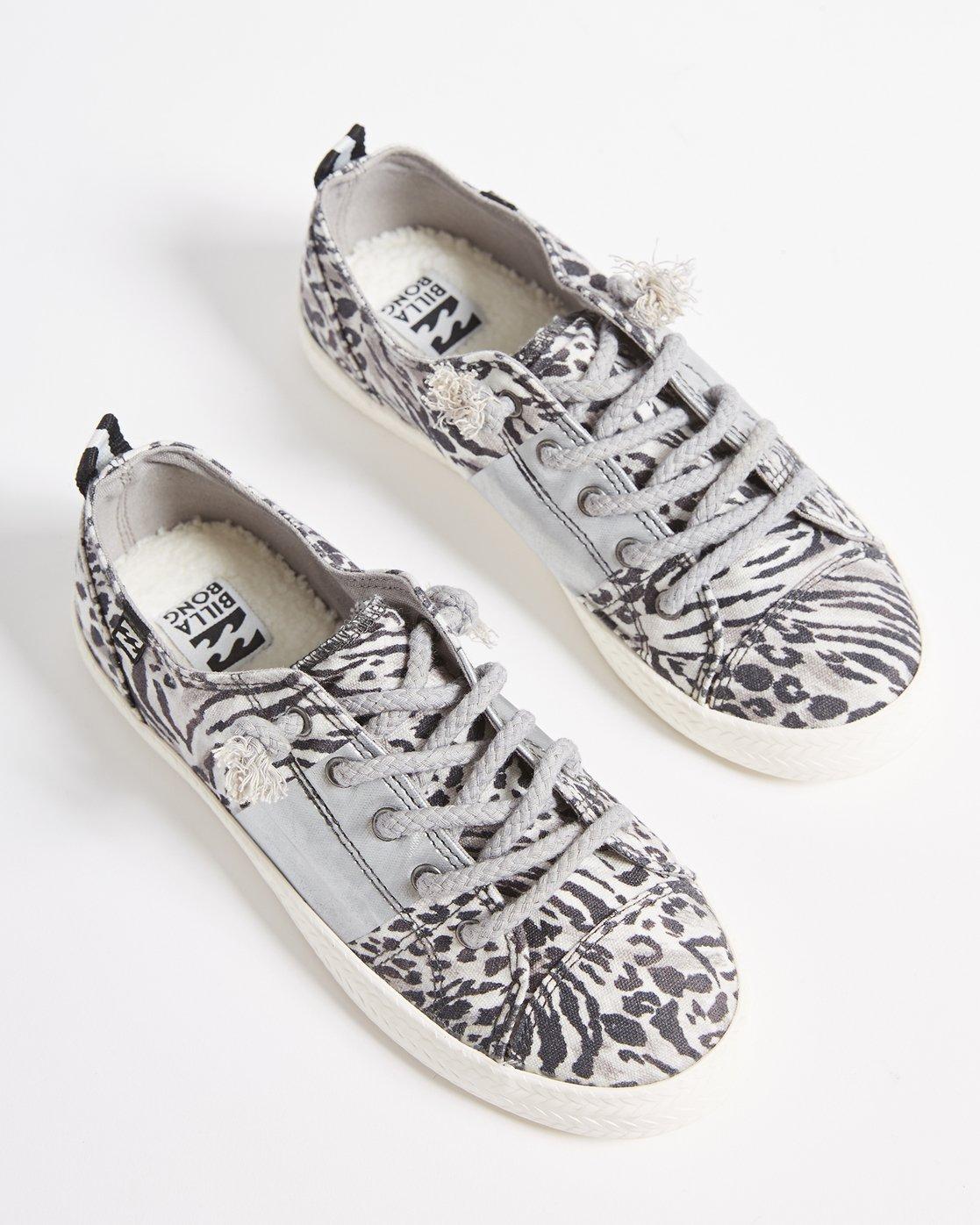 billabong canvas shoes