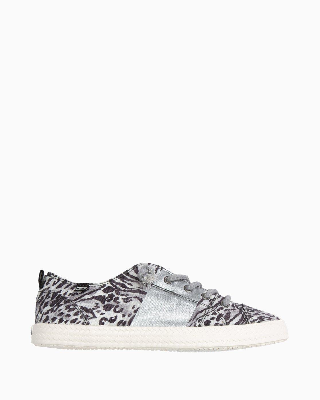 billabong canvas shoes