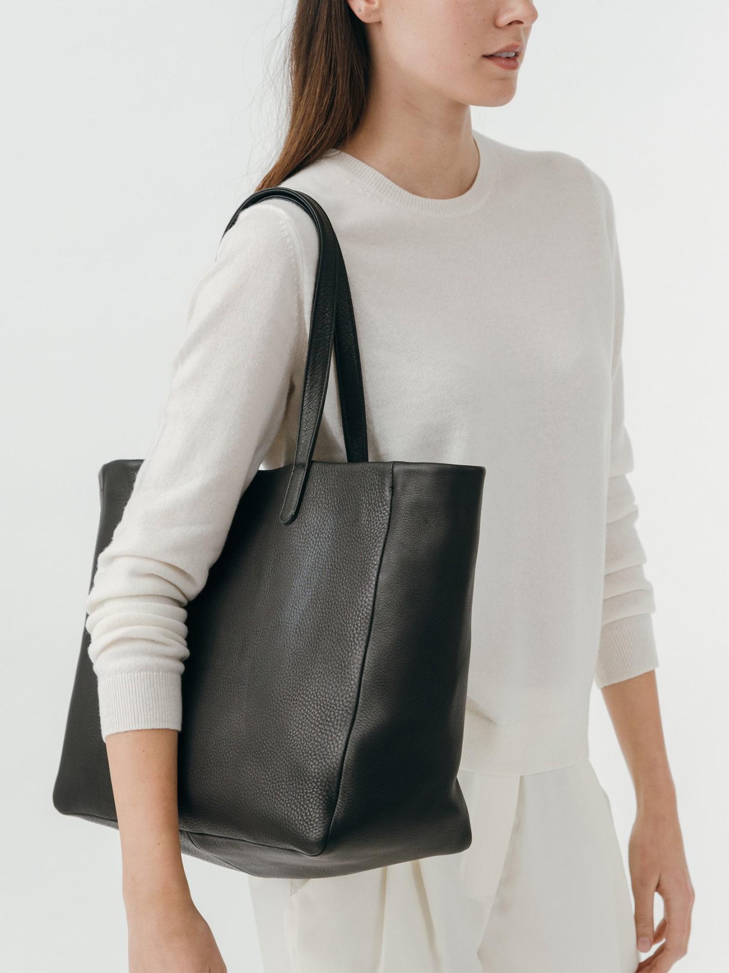 BAGGU Leather Oversized Tote in Black - Lyst