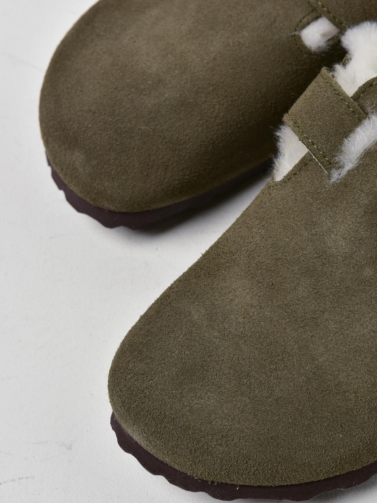 birkenstock boston shearling forest