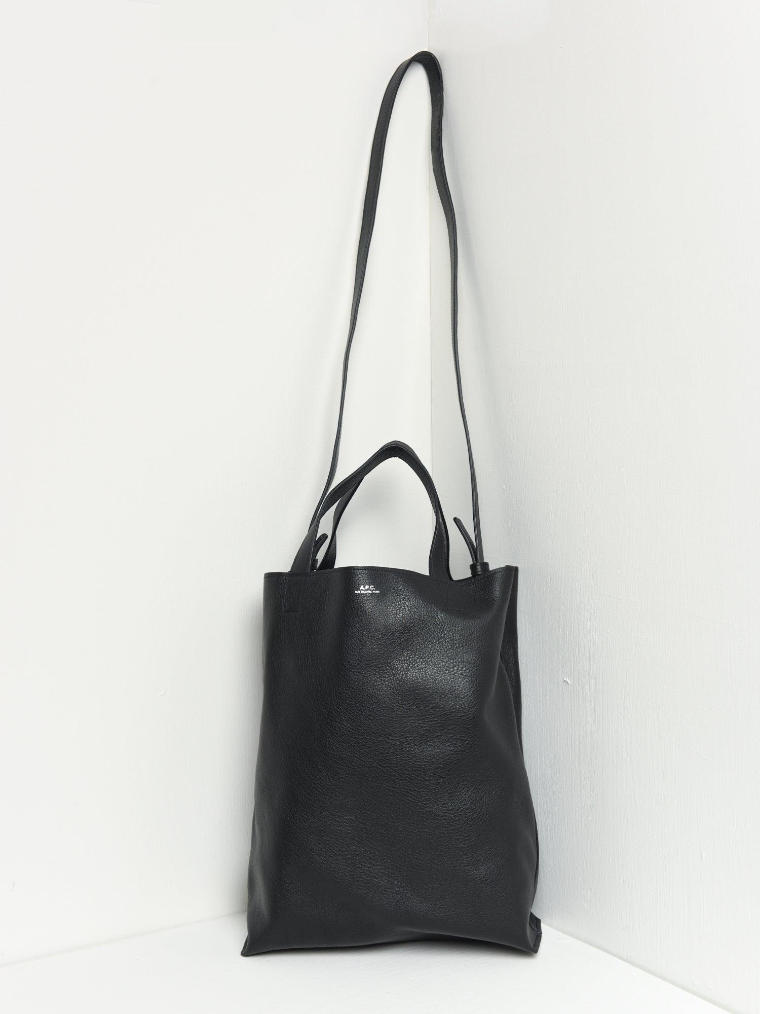 A.P.C. Cabas Maiko Medium in Black | Lyst