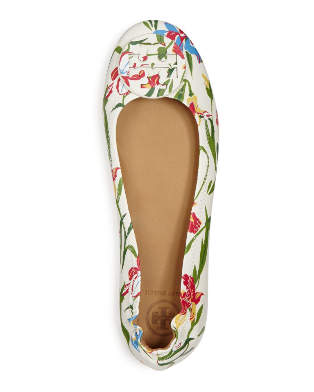 Tory Burch Women's Minnie Floral Print Leather Travel Ballet Flats in ...