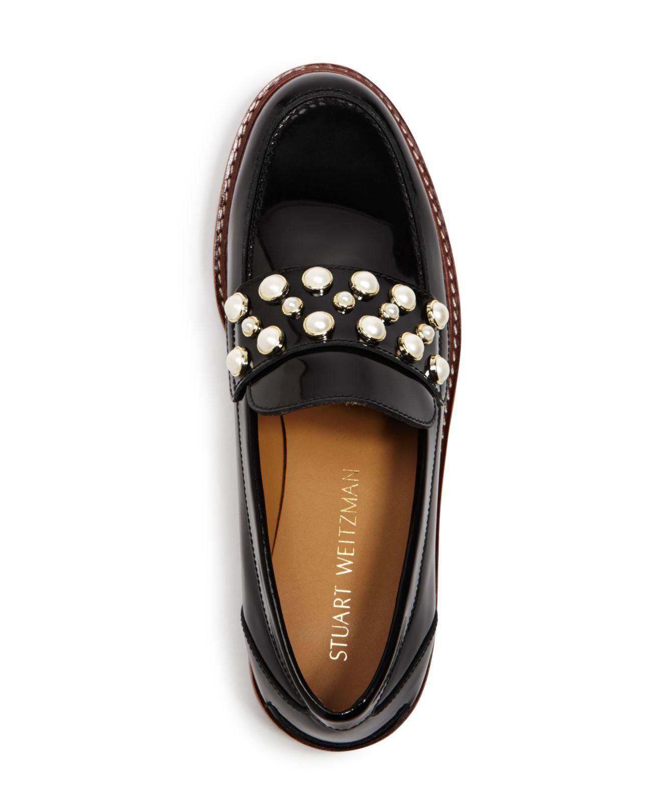 stuart weitzman heeled loafer