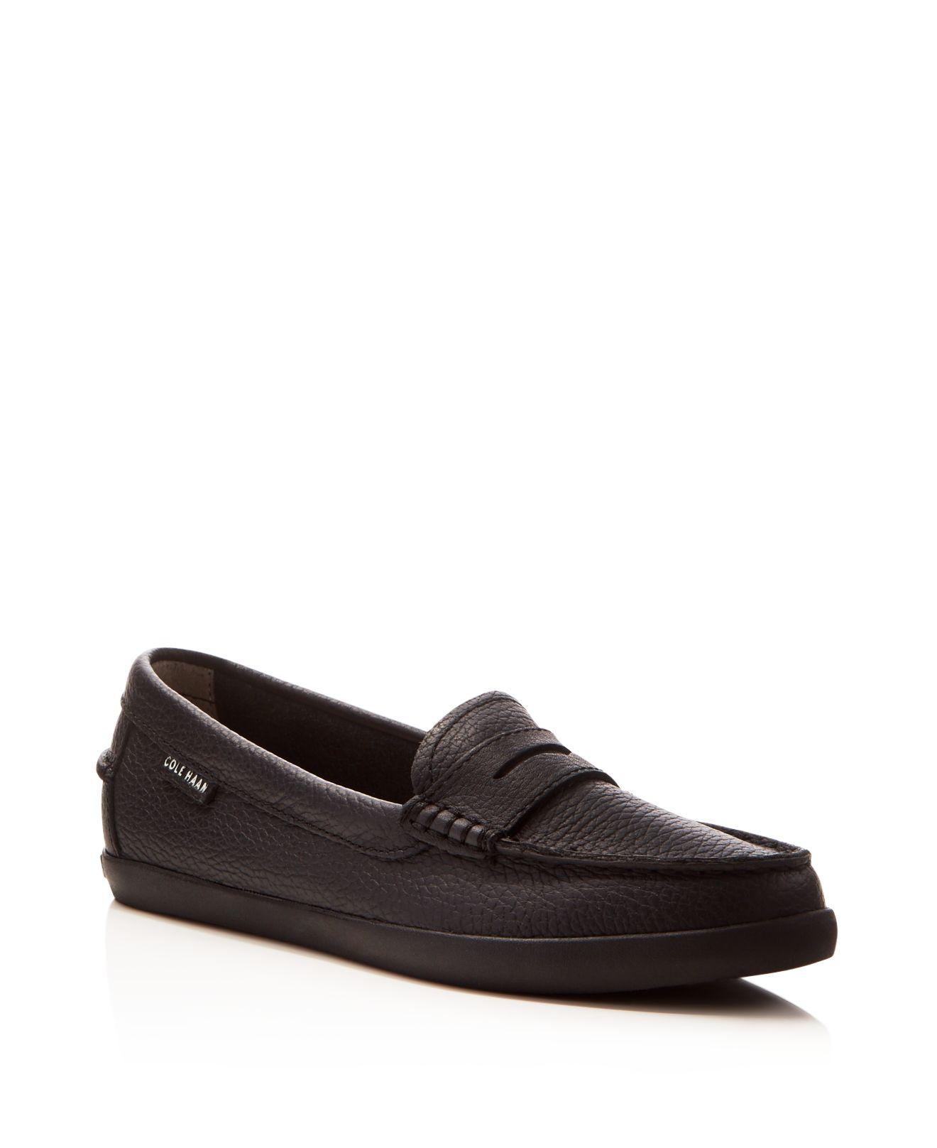 cole haan black flat shoes