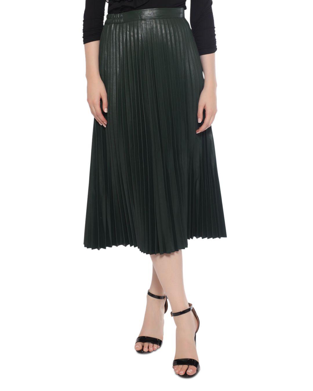 Gracia Faux Leather Pleated Midi Skirt in Black | Lyst