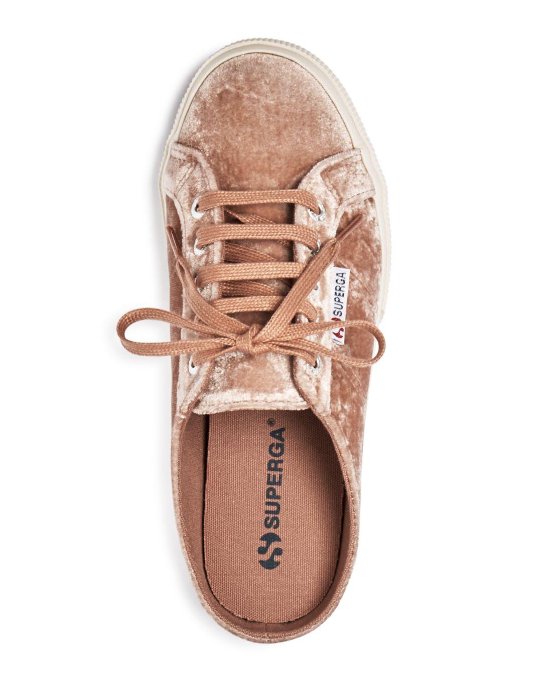 sneakers mules style