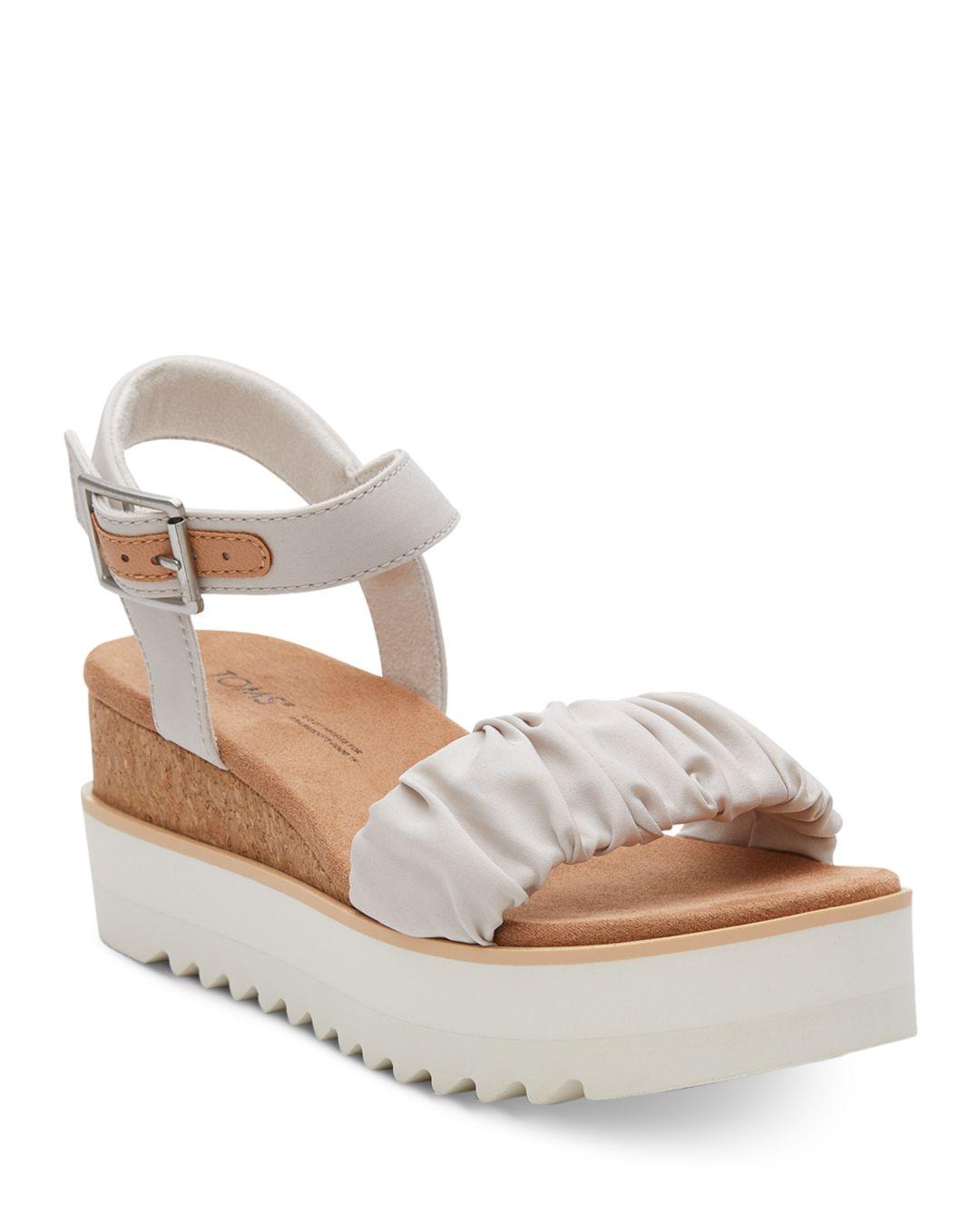 TOMS Diana Stretch Platform Wedge Sandals in White | Lyst