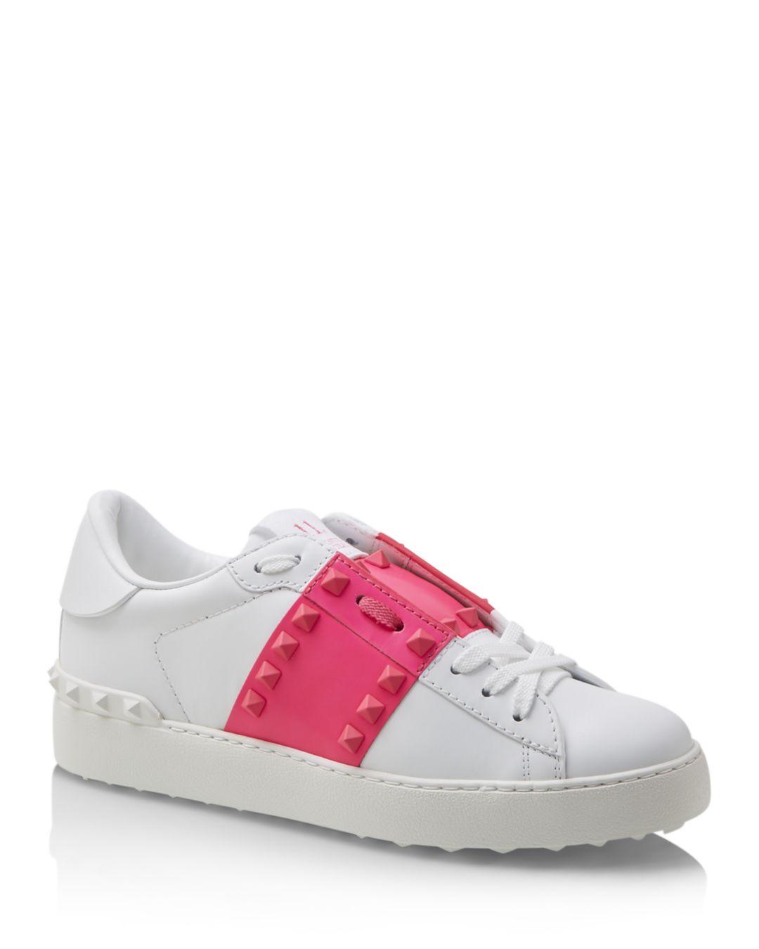 Leather Rockstud Untitled Sneakers in Pink -