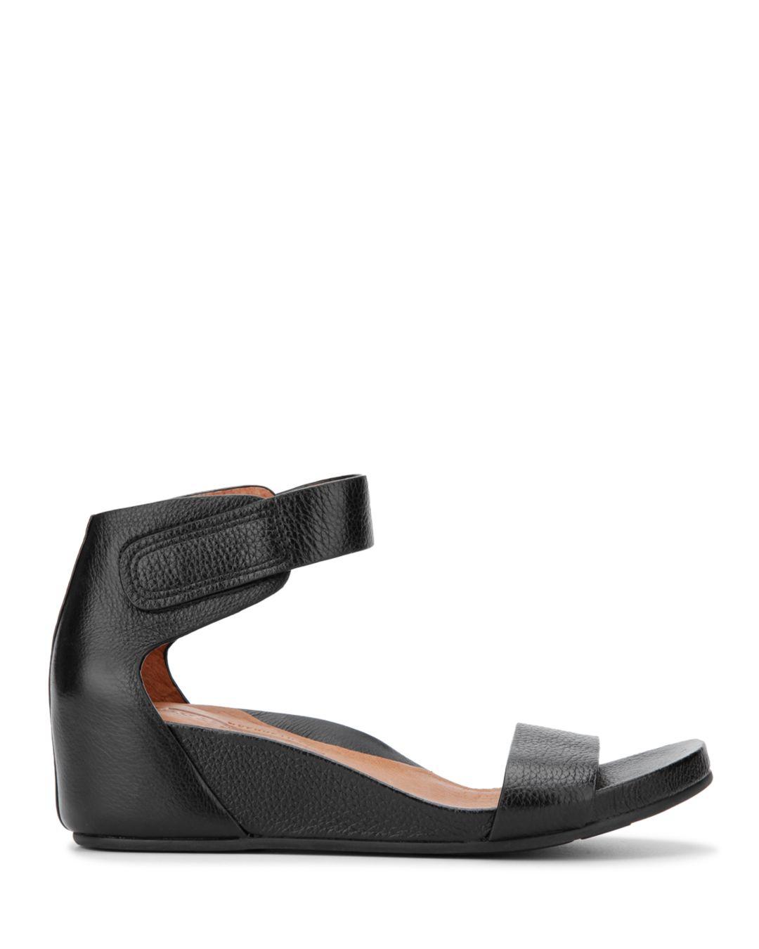gentle souls signature gianna wedge sandal