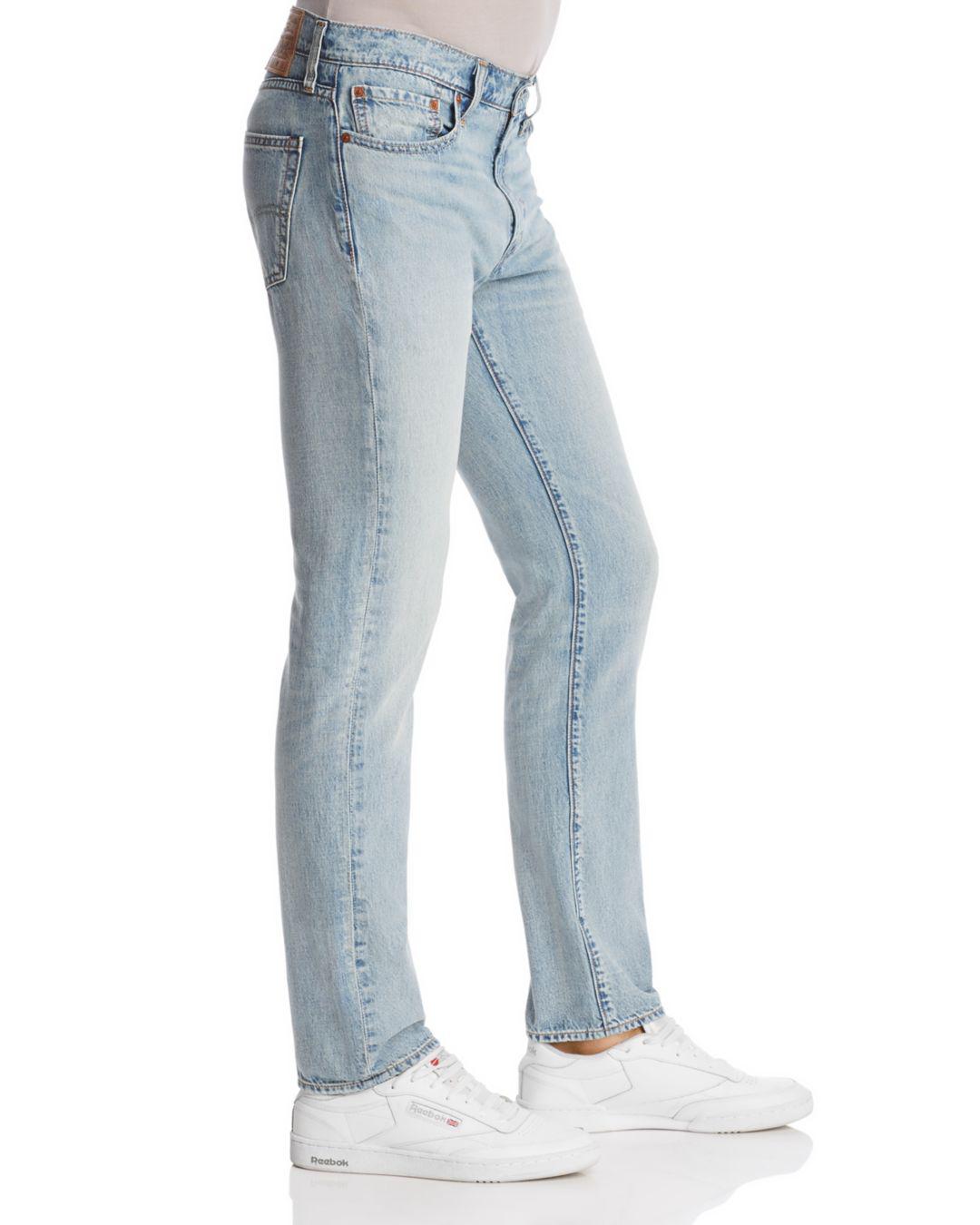white levi 511