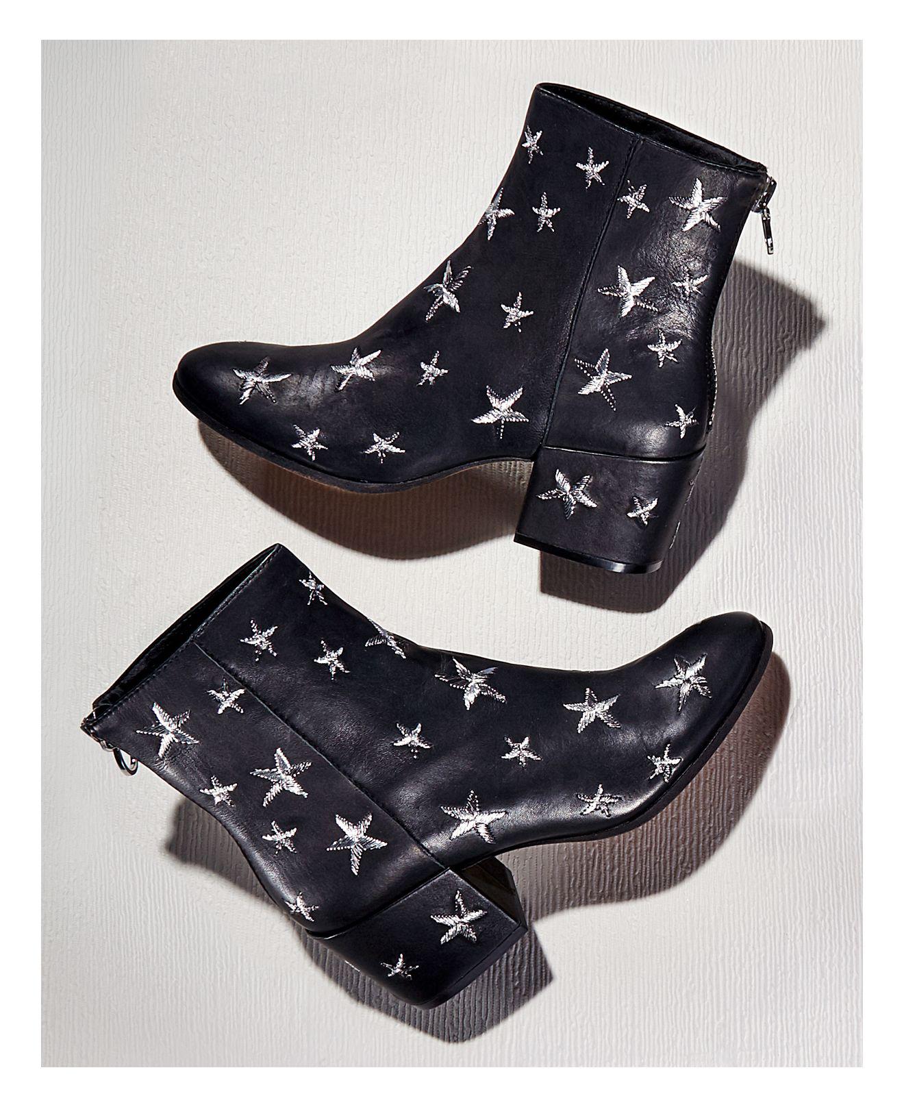 star embroidered boots
