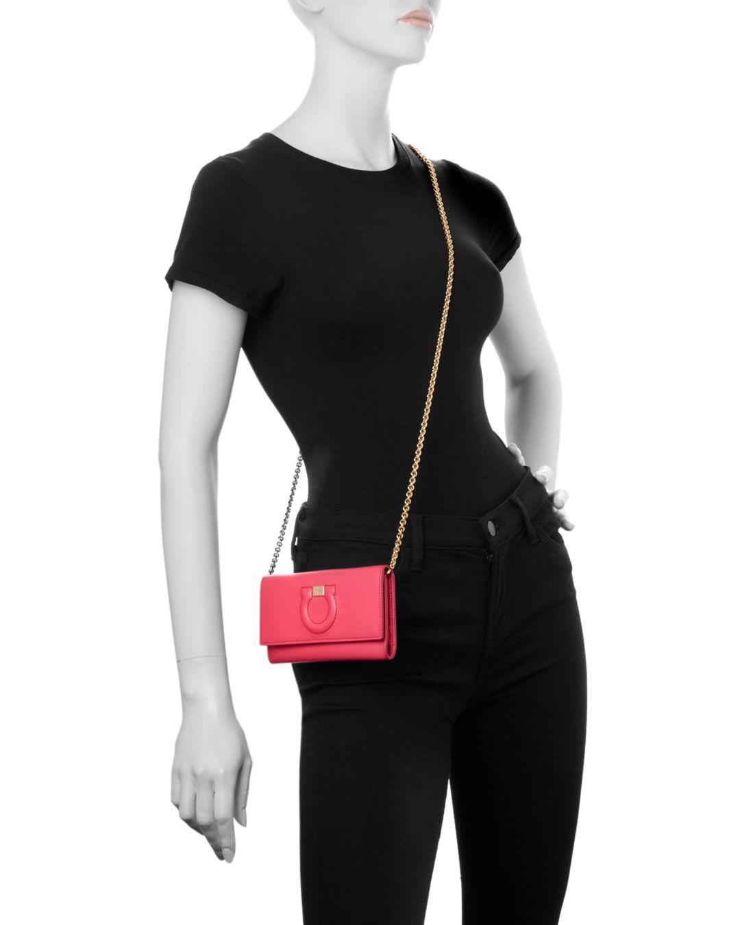 balenciaga wallet chain