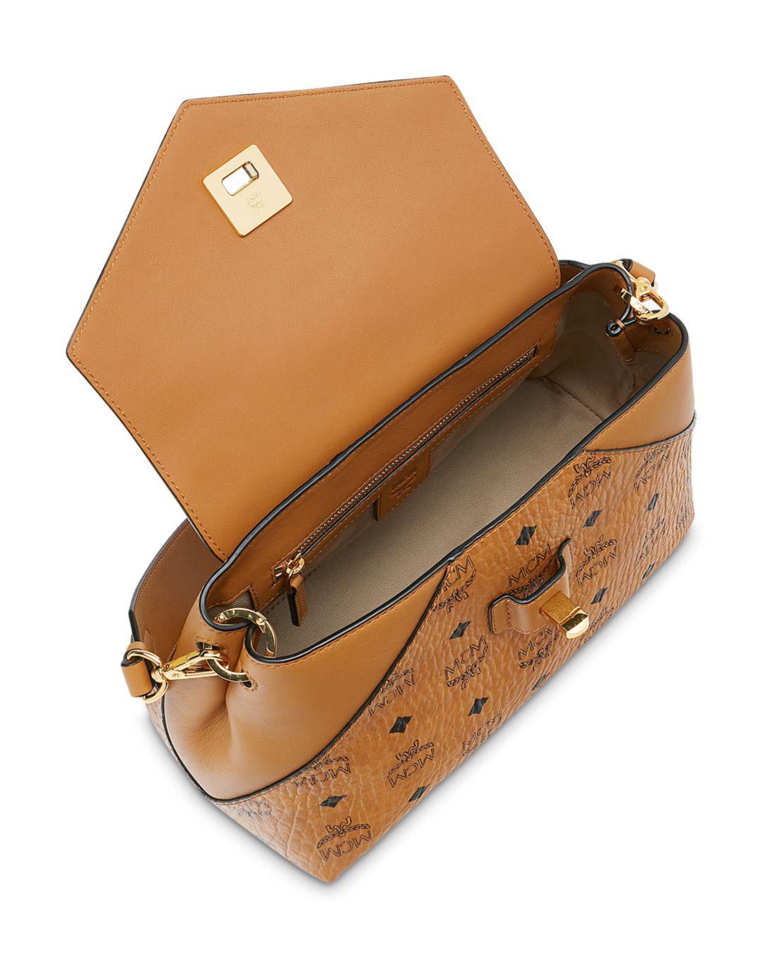 essential crossbody bolsa in visetos