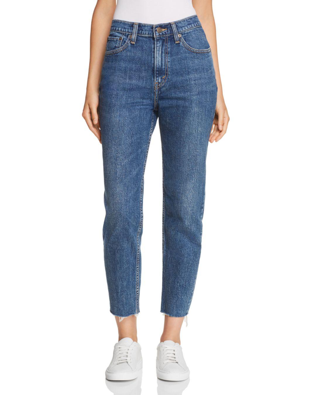 Levi's Denim Cropped Mom Jeans In Moms The Word in Blue | Lyst Canada