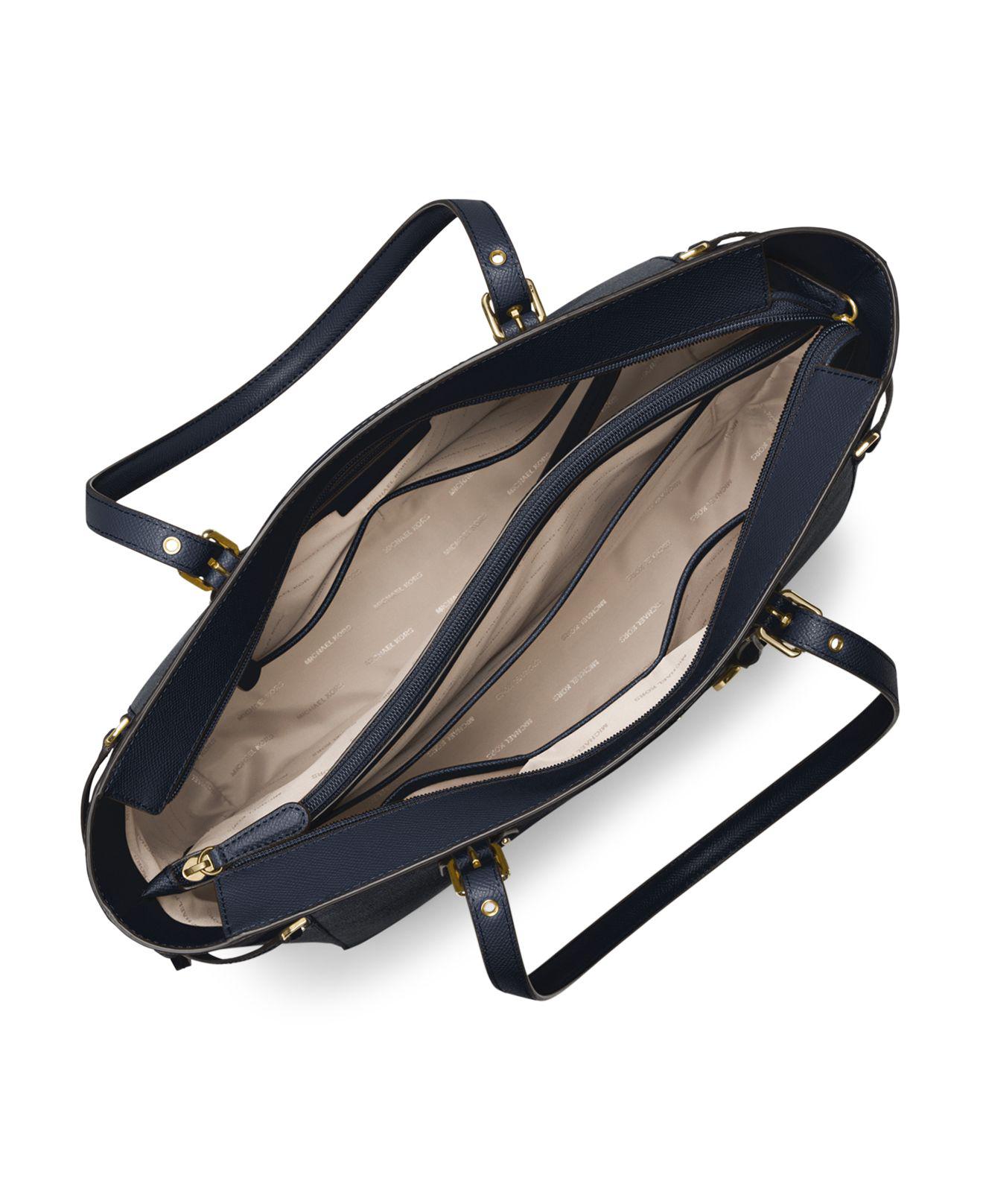 michael kors voyager medium multifunction tote