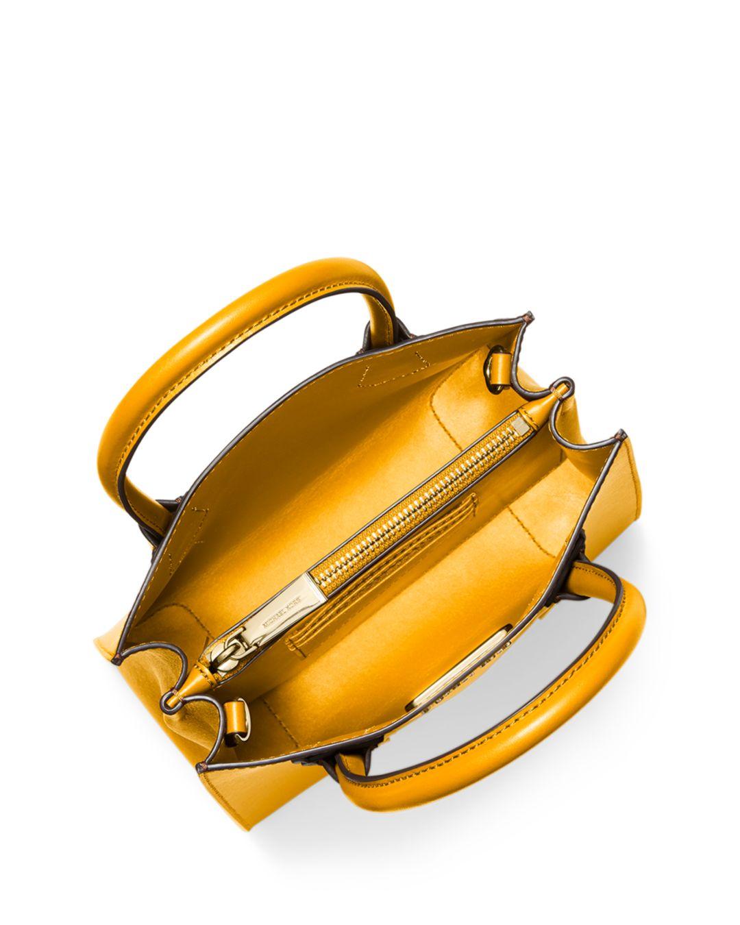 mercer medium leather messenger