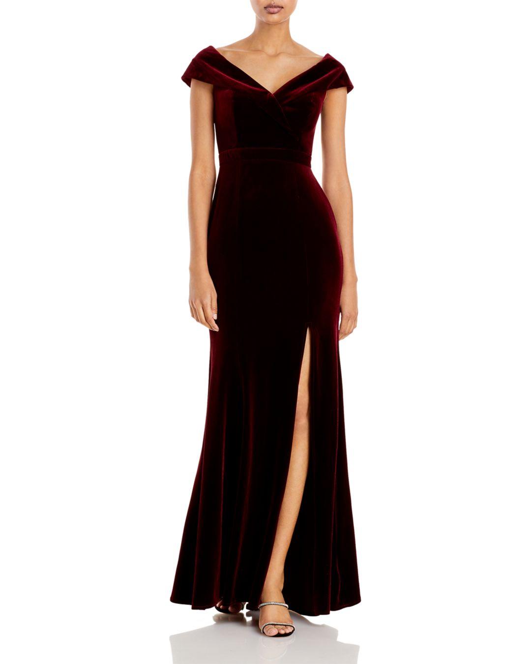 Shoulder Fluted Velvet Gown in Burgundy 