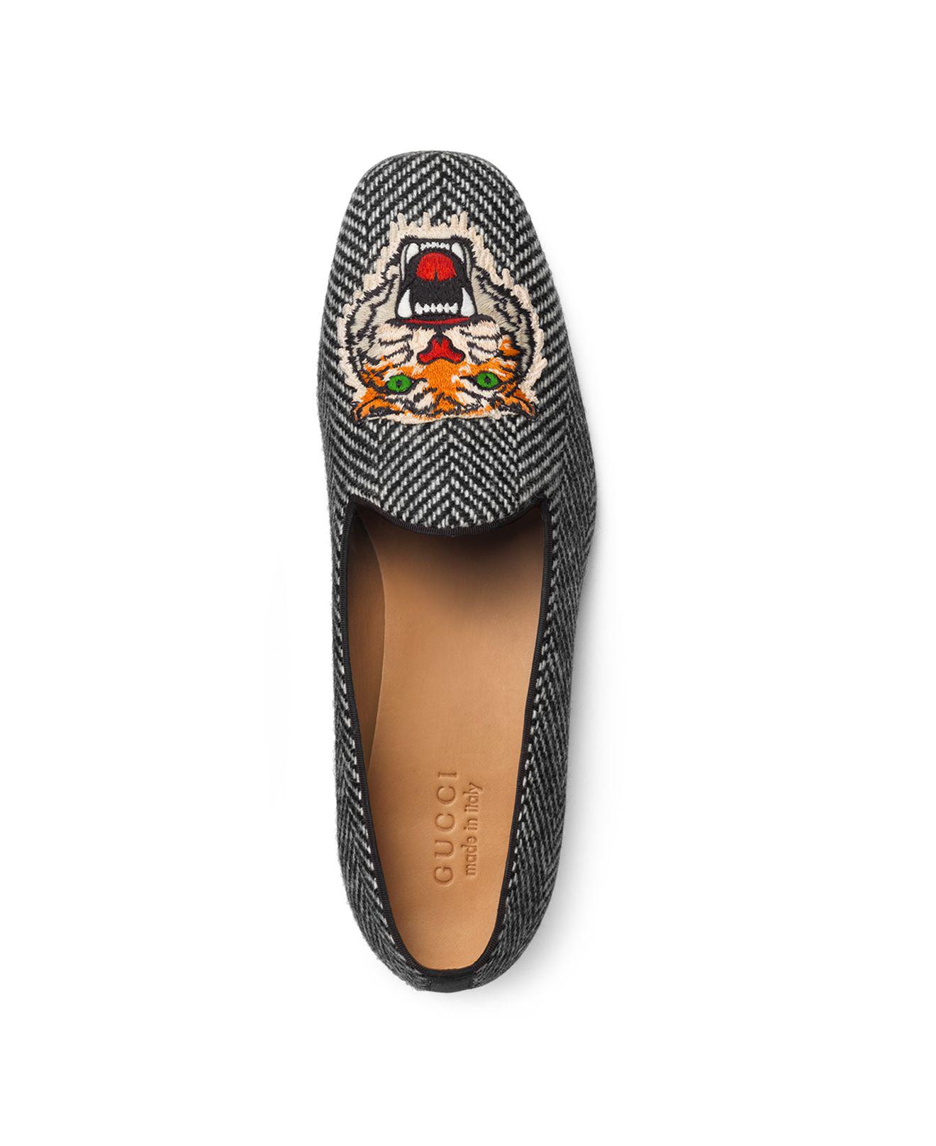 tiger gucci loafers
