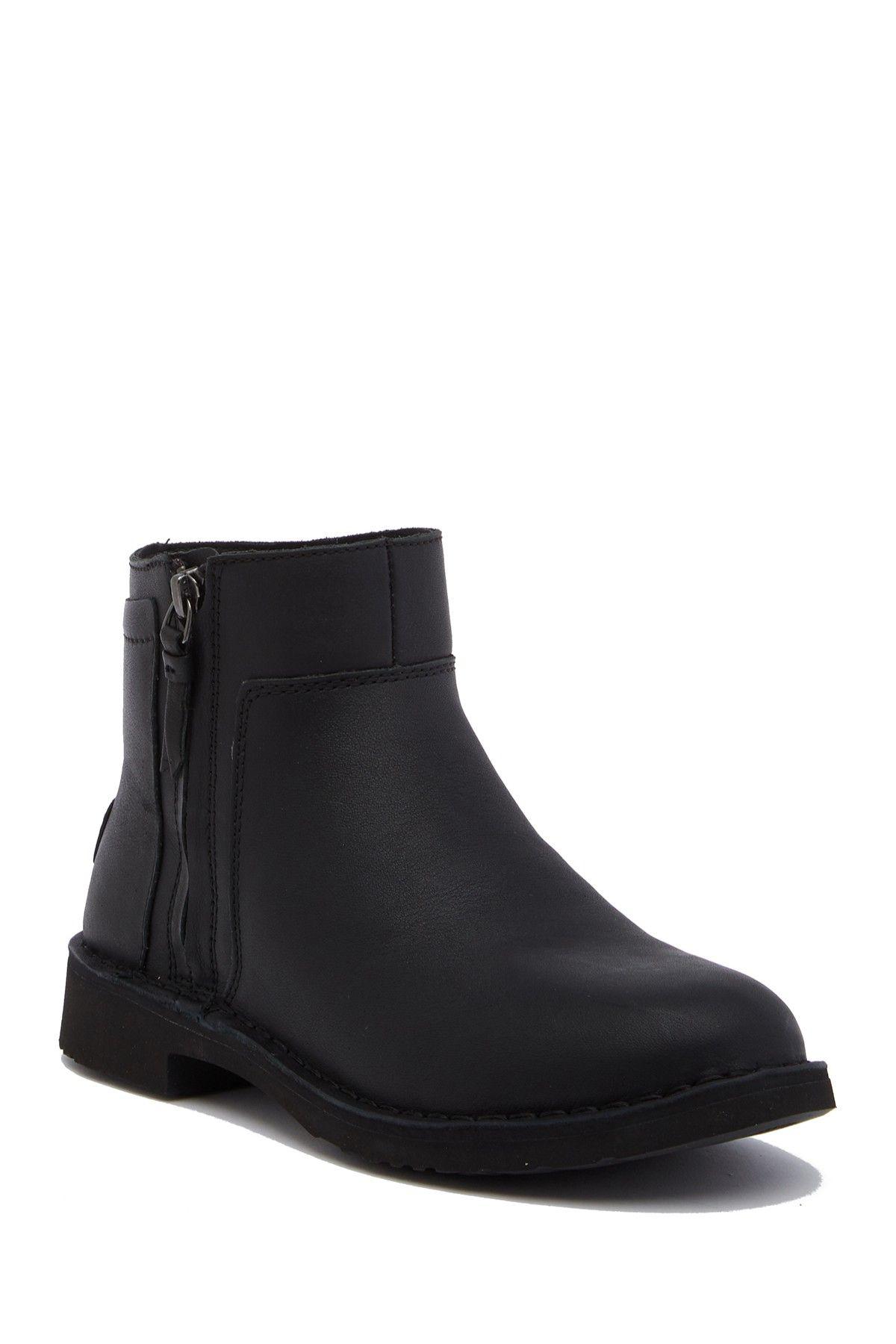 ugg classic mini rea ugg classic mini rea