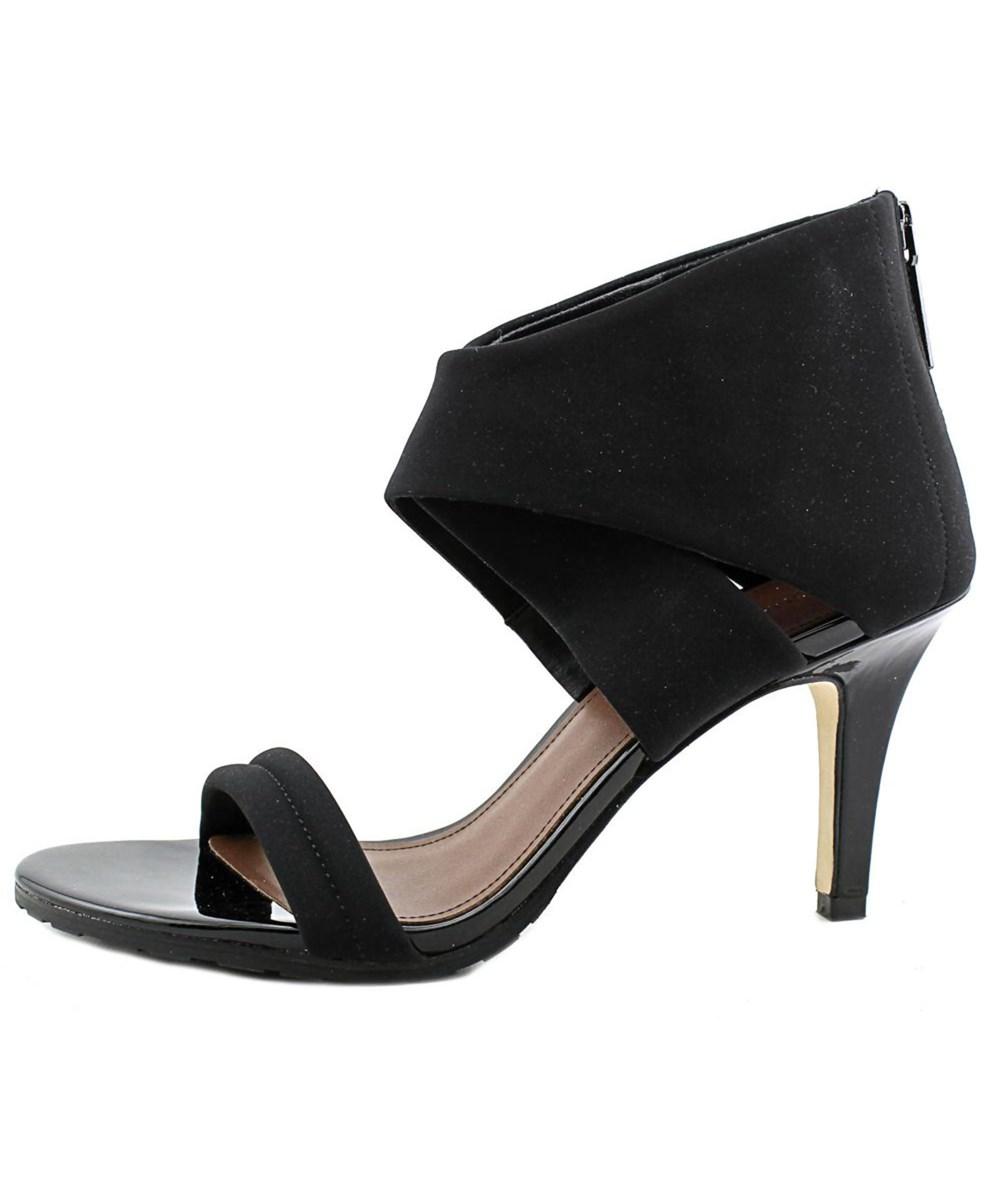 donald pliner stretch sandals